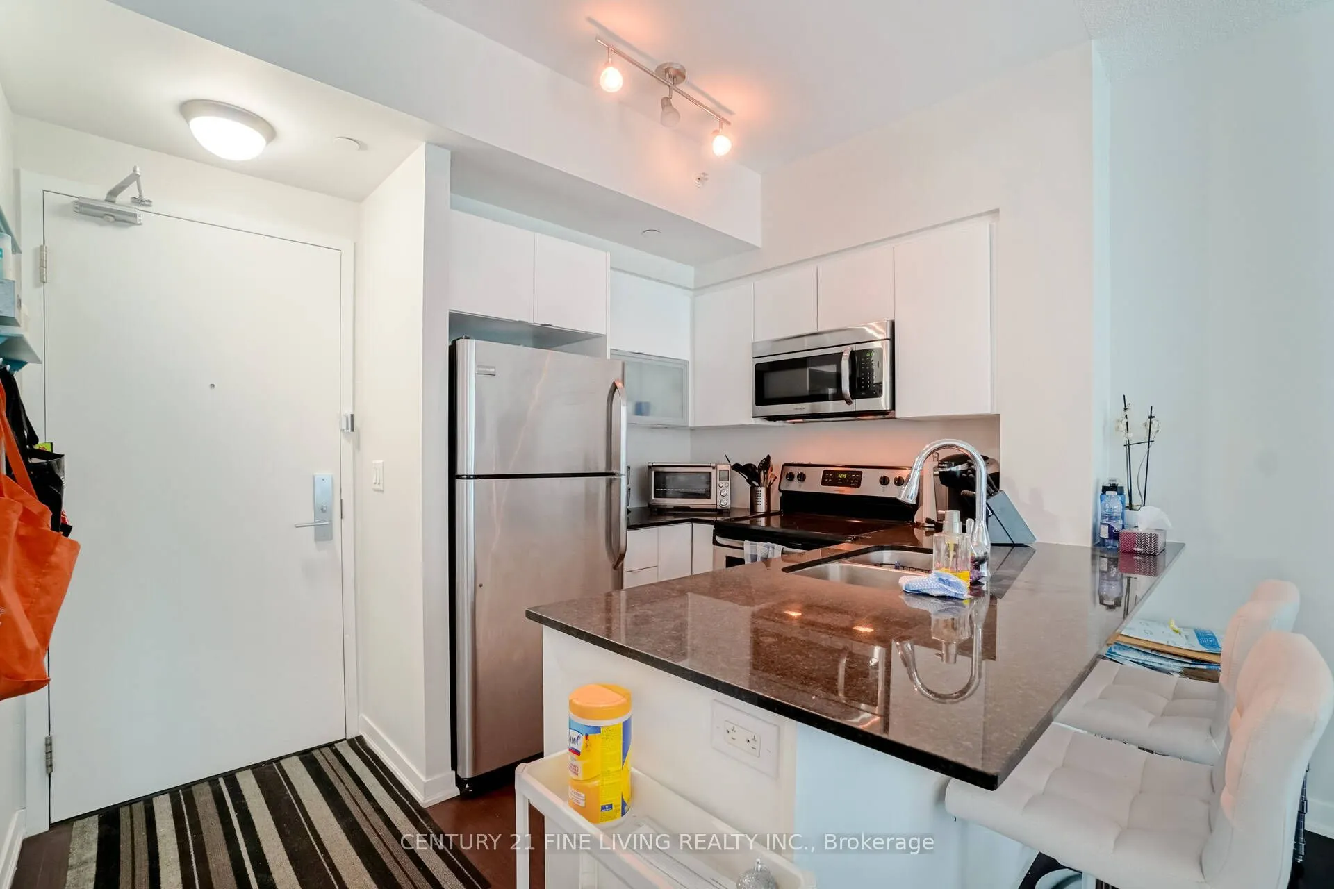 150 East Liberty Street, #2211