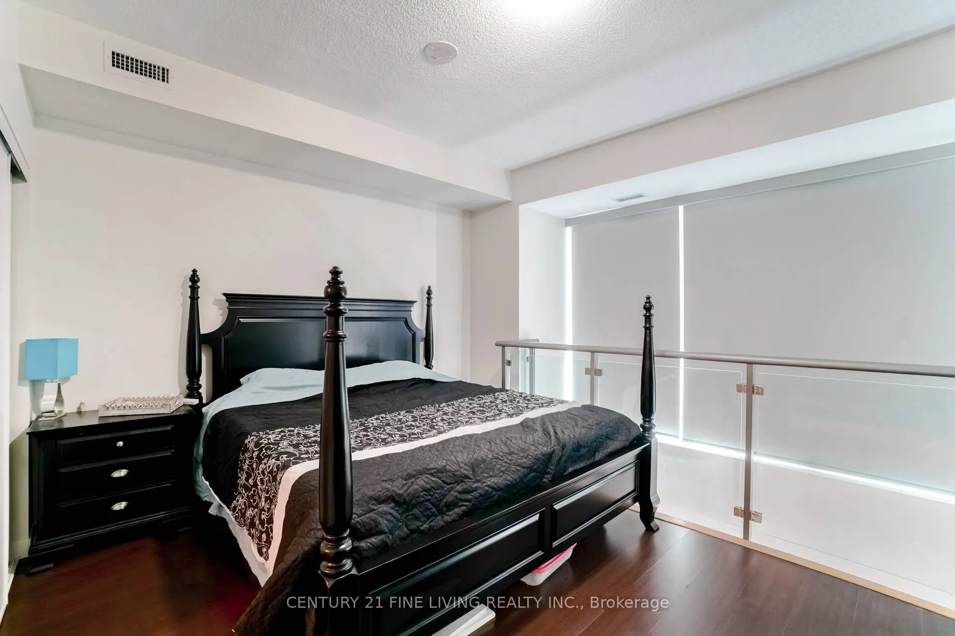 150 East Liberty Street, #2211