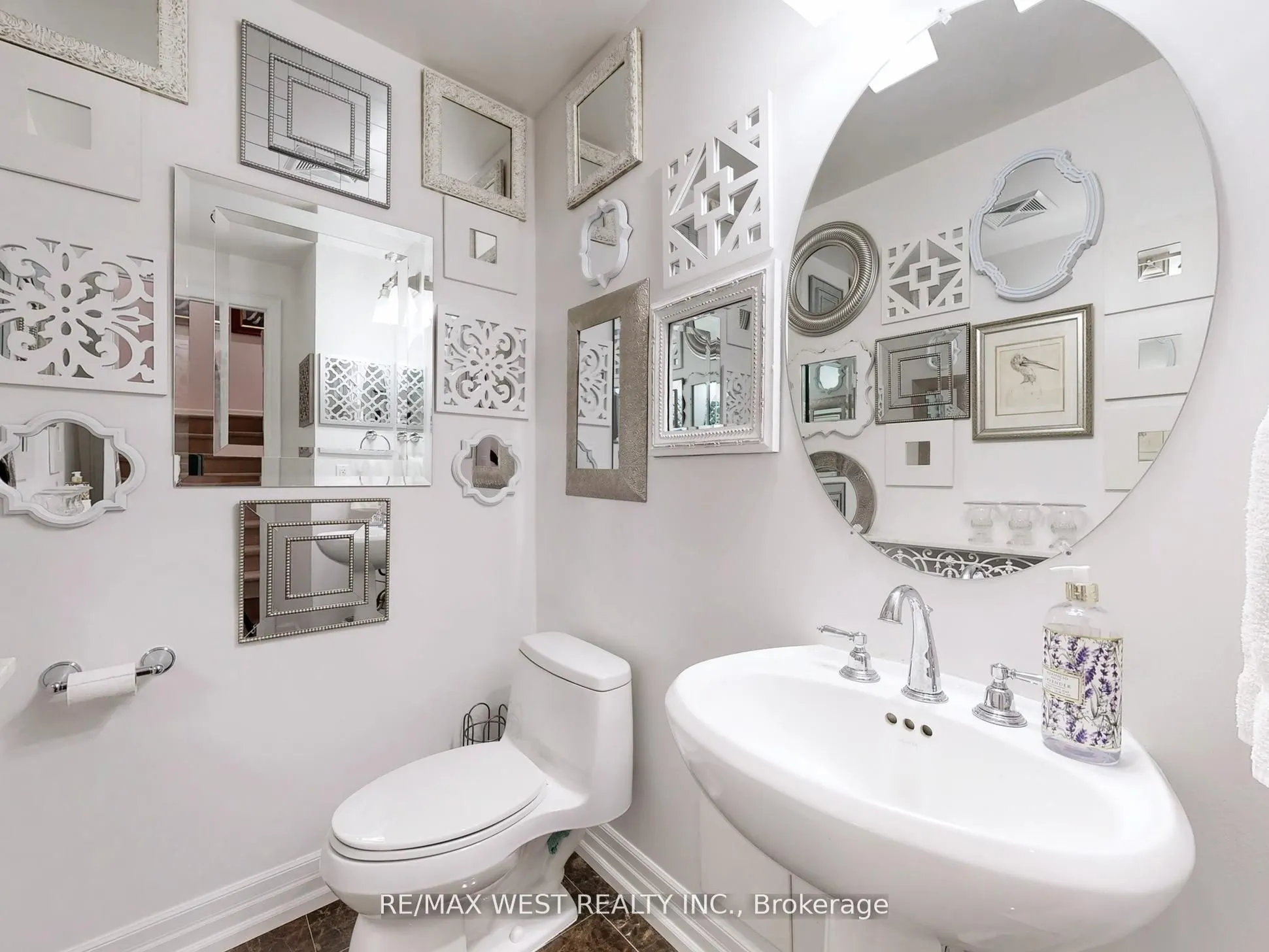 20 Burkebrook Place, #Th 14