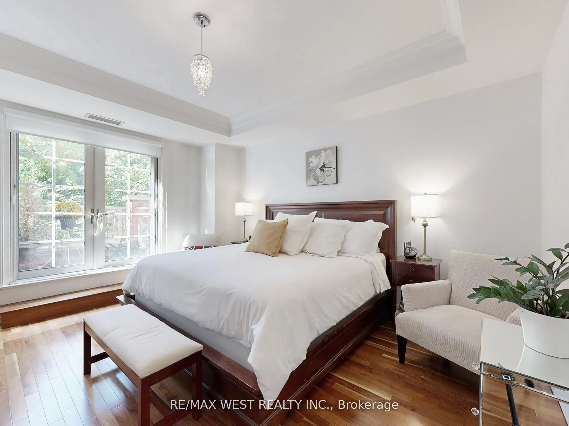 20 Burkebrook Place, #Th 14