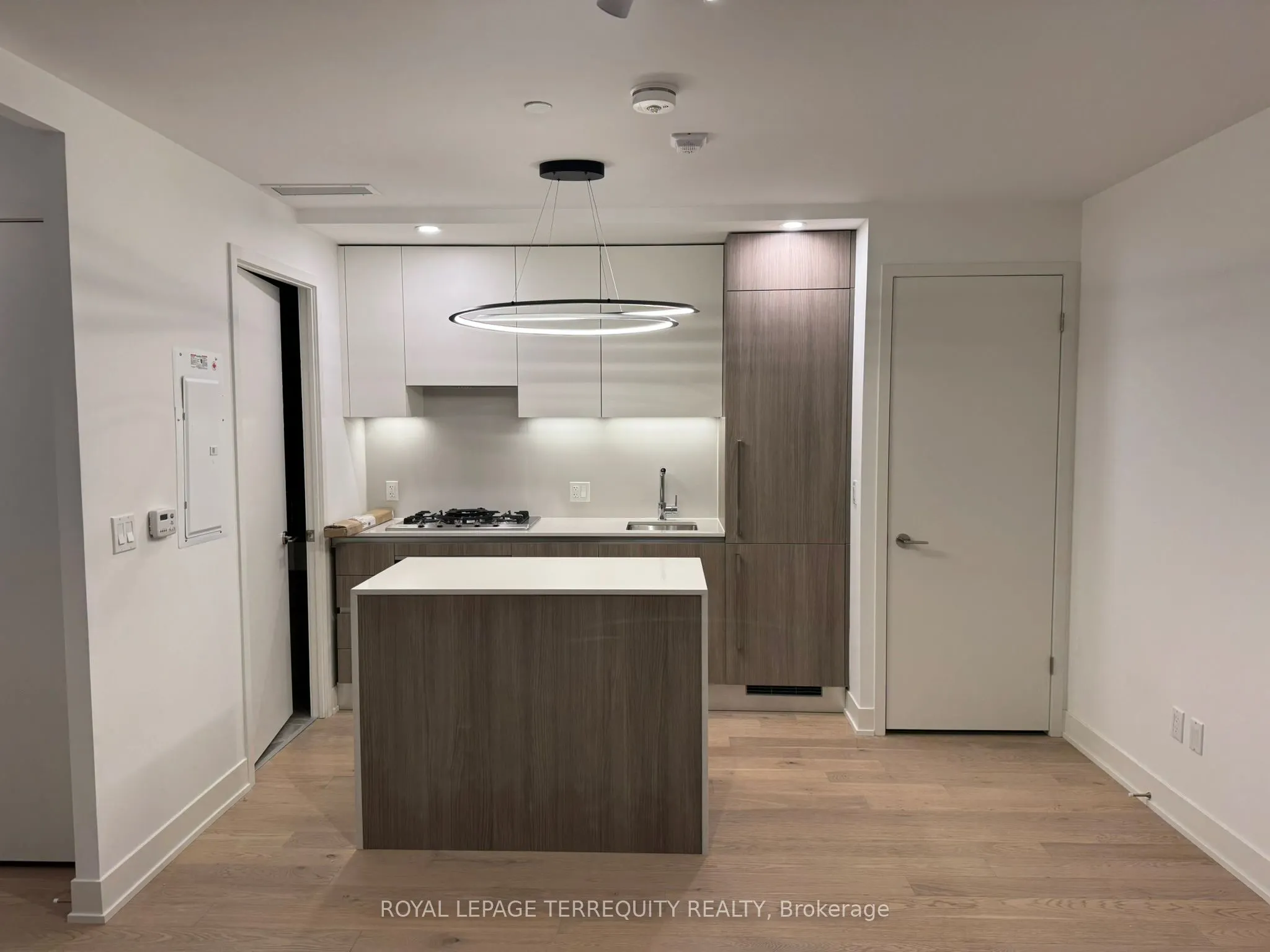 200 Keewatin Avenue, #103