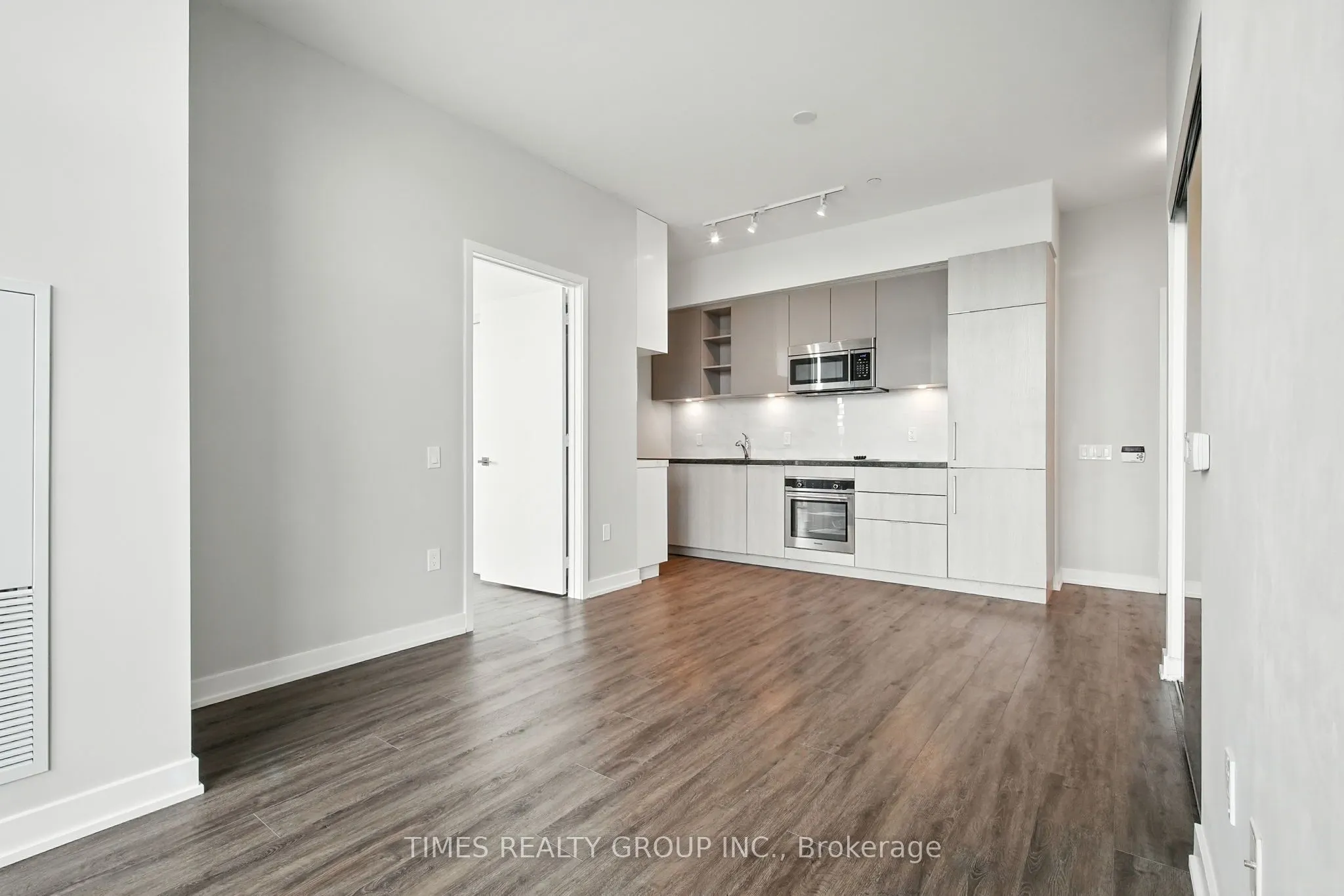 50 Ordnance Street, #413