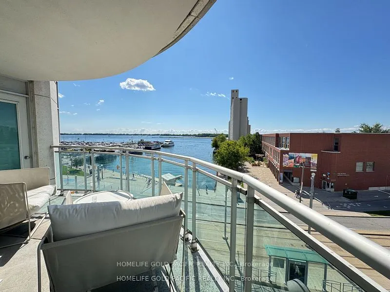 600 Queens Quay W, #611