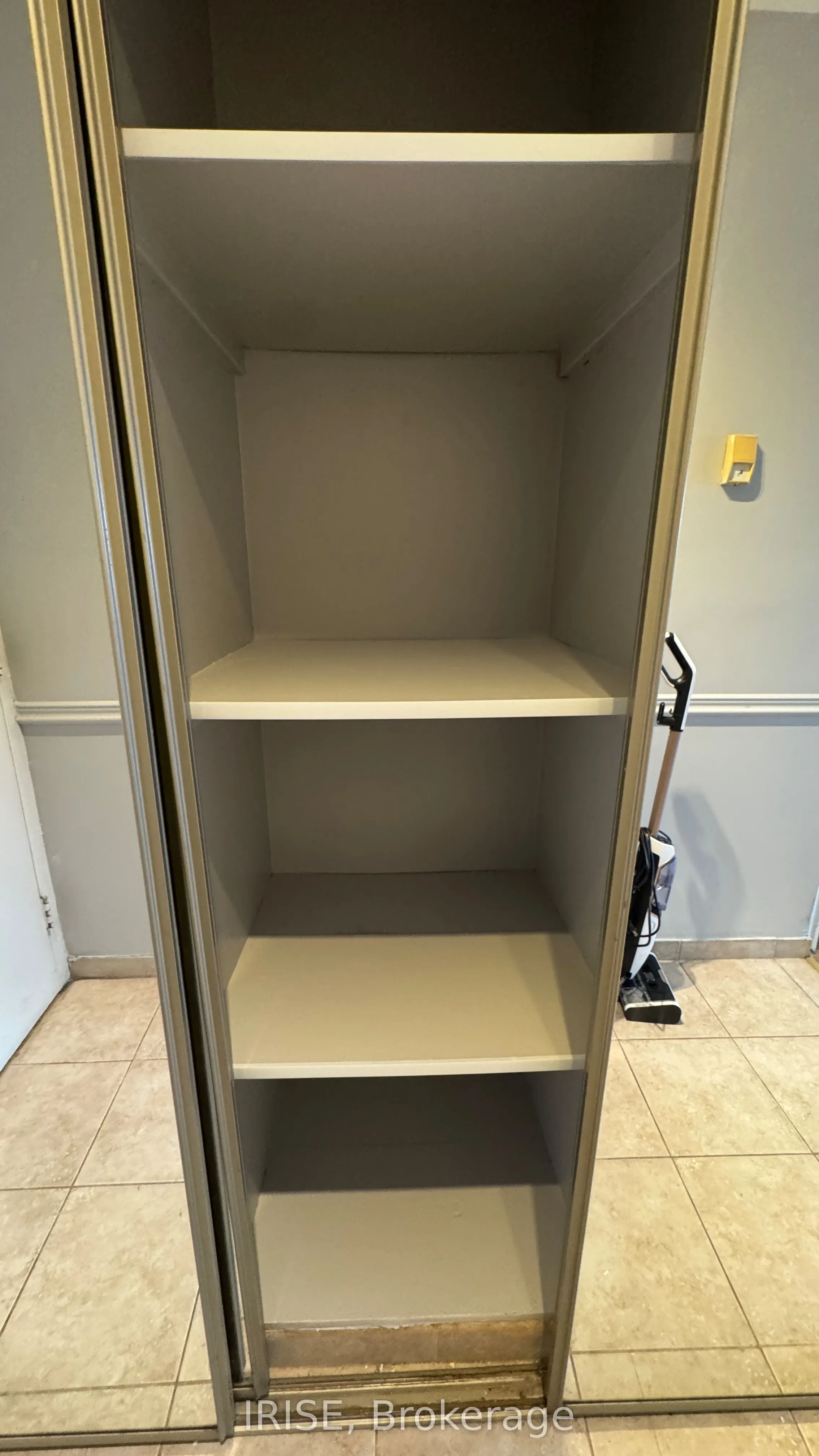 40 Homewood Avenue, #2008