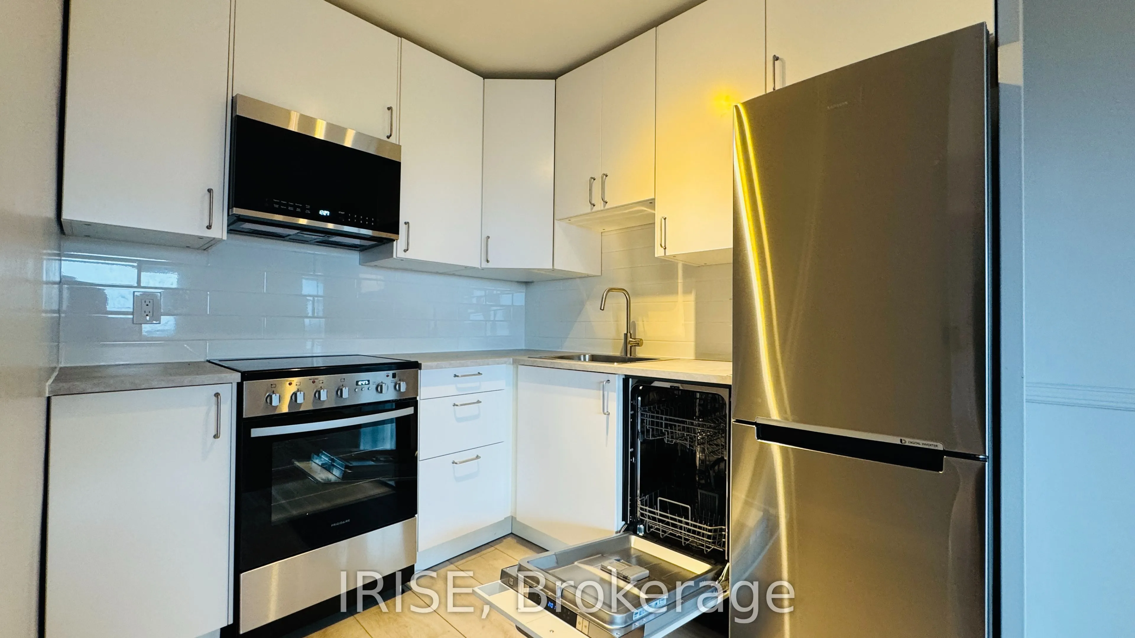 40 Homewood Avenue, #2008