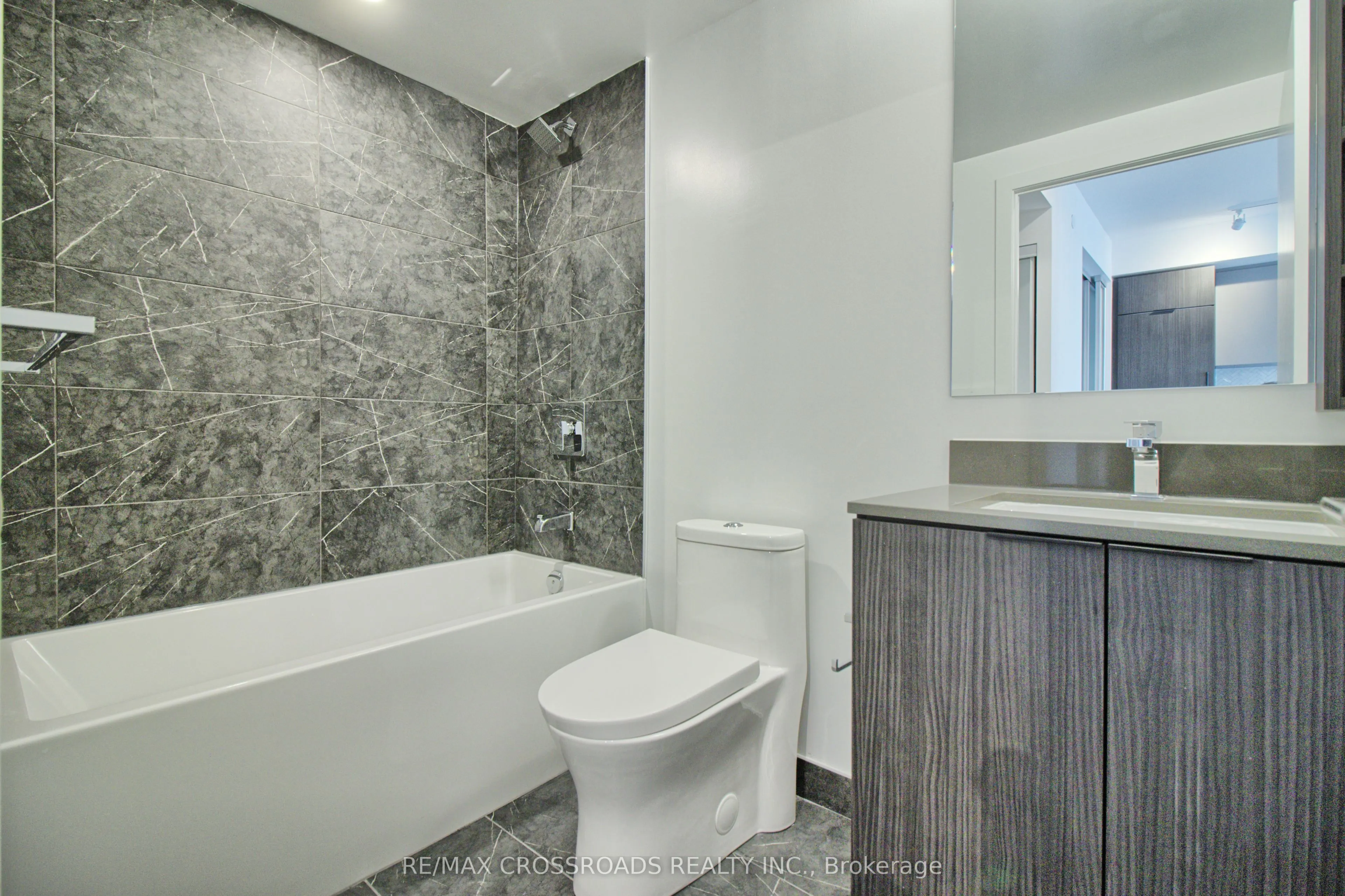 82 Dalhousie Street, #2302