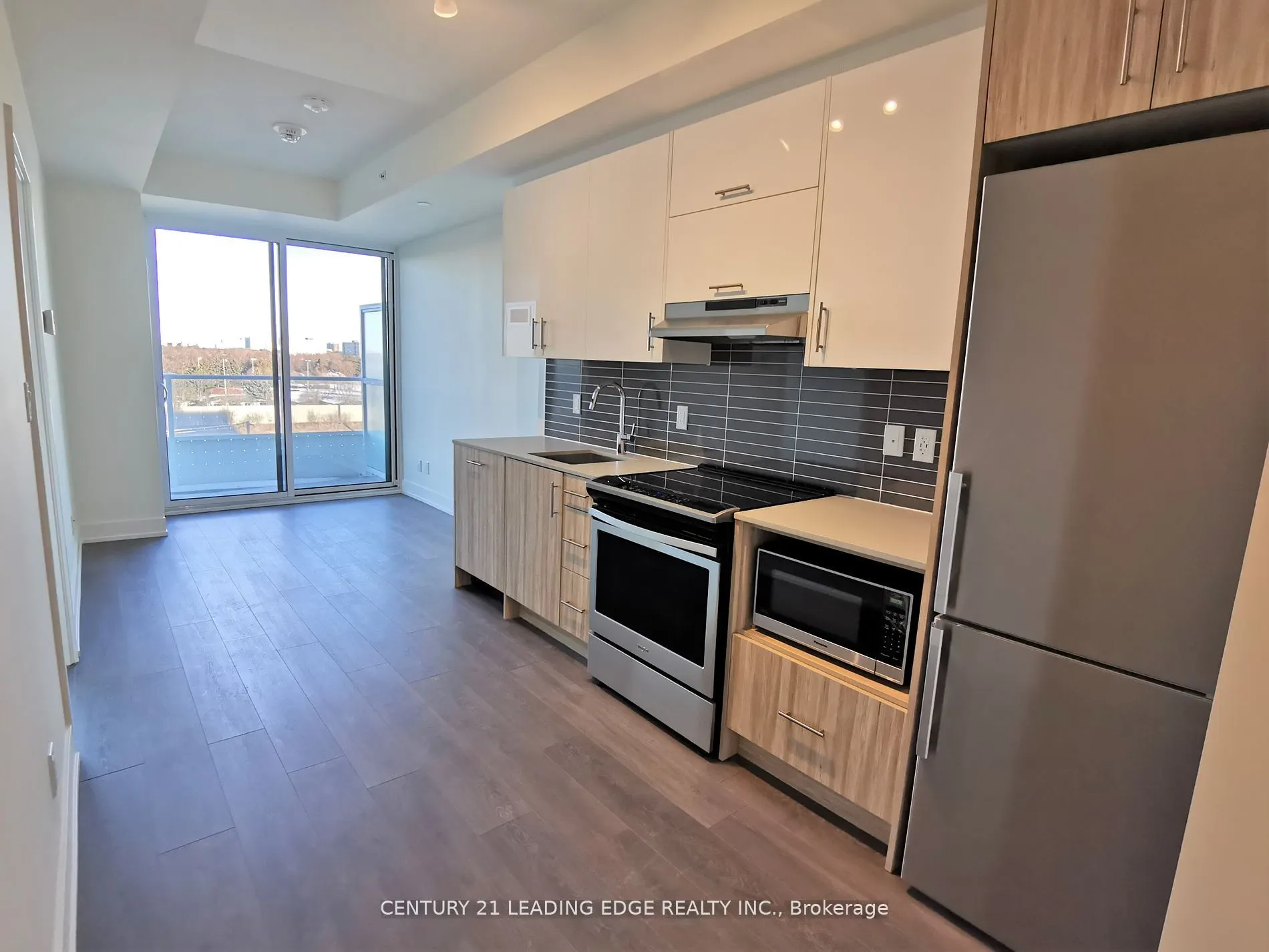 180 Fairview Mall Drive, #711