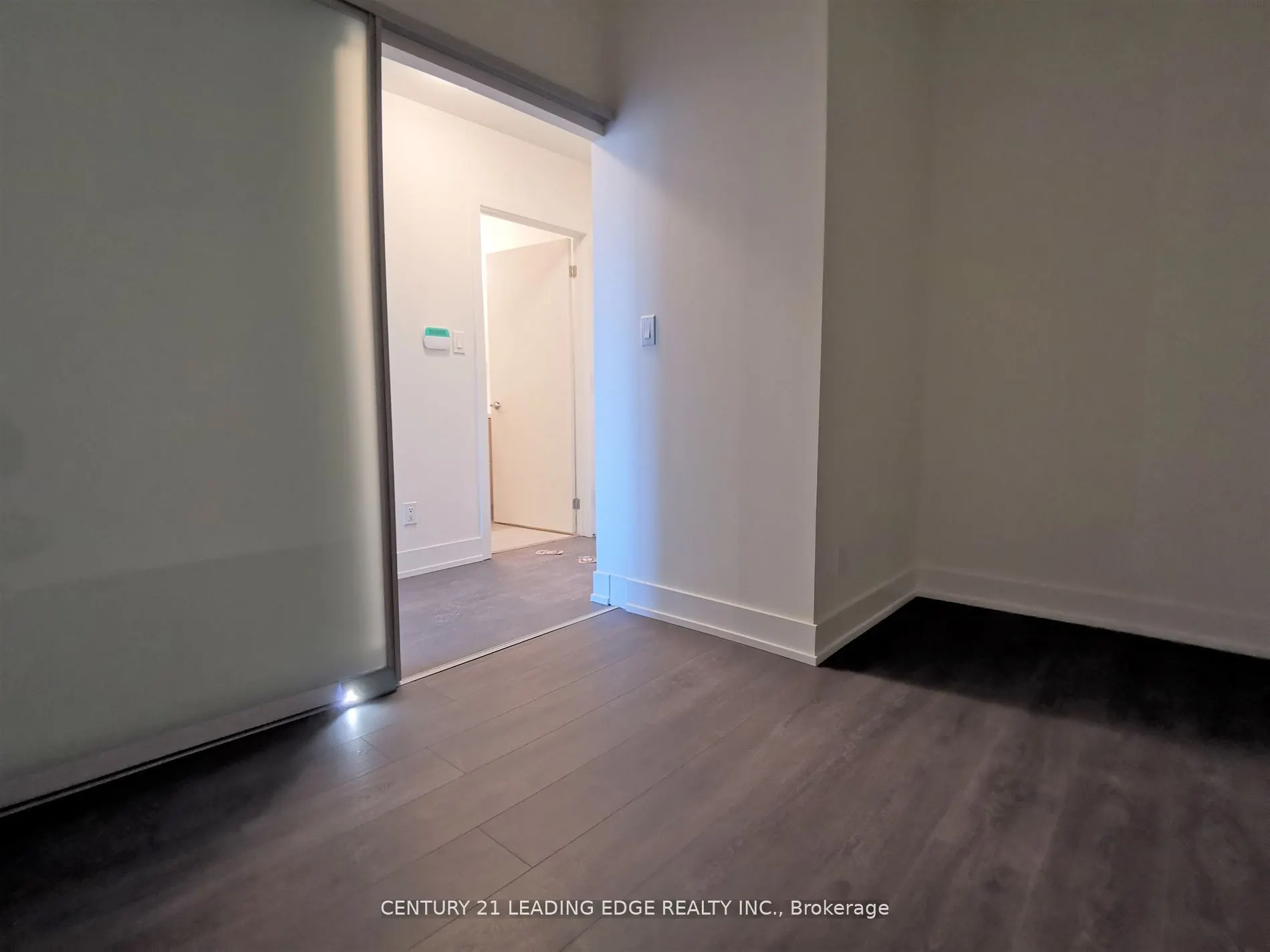 180 Fairview Mall Drive, #711