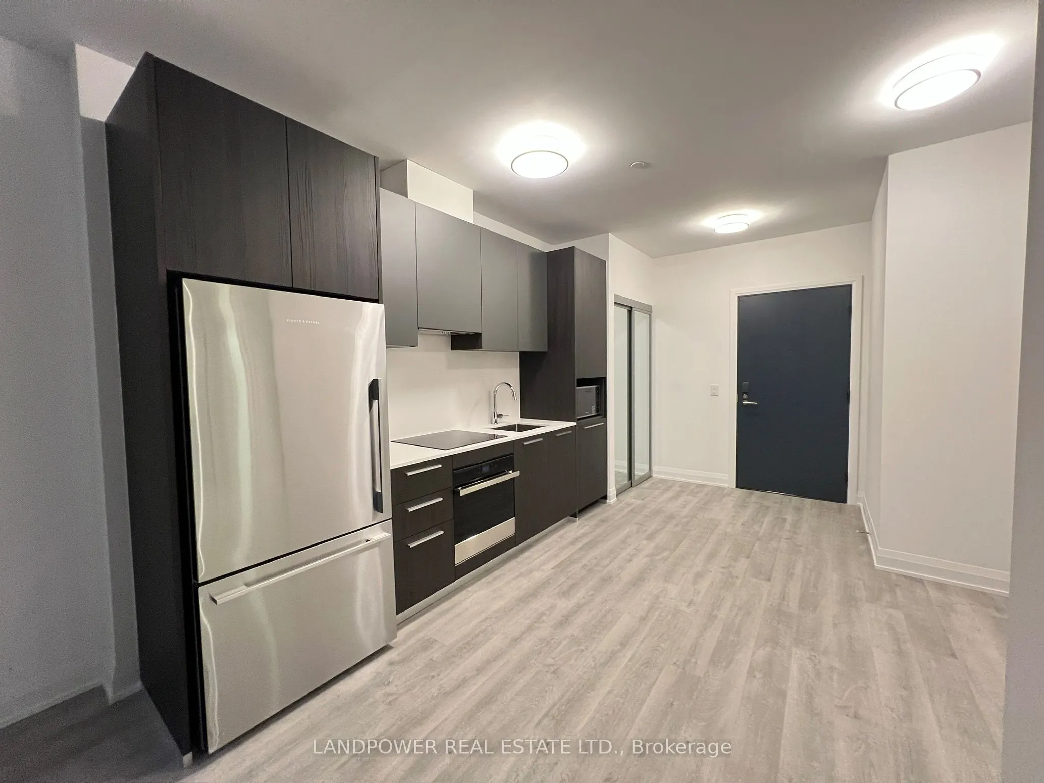 65 Broadway Avenue, #404