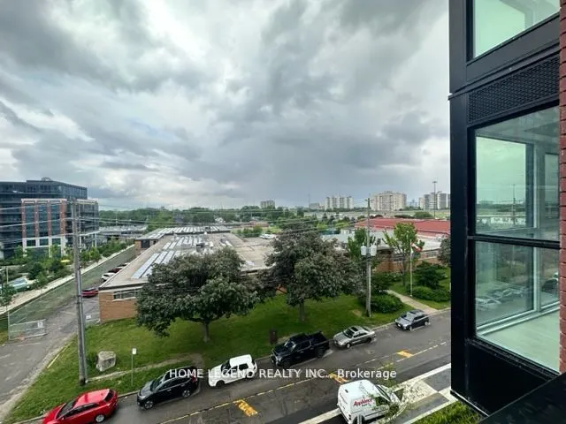 8 Tippett Road, #506