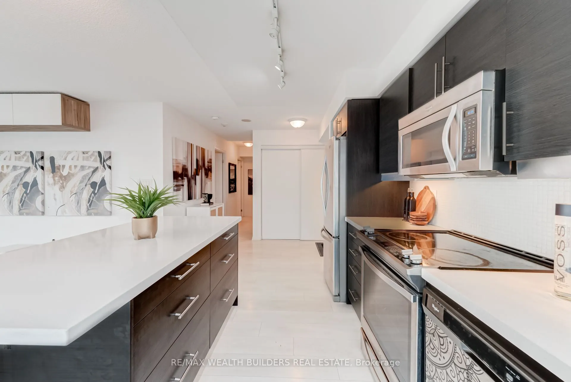 400 Adelaide Street E, #2322