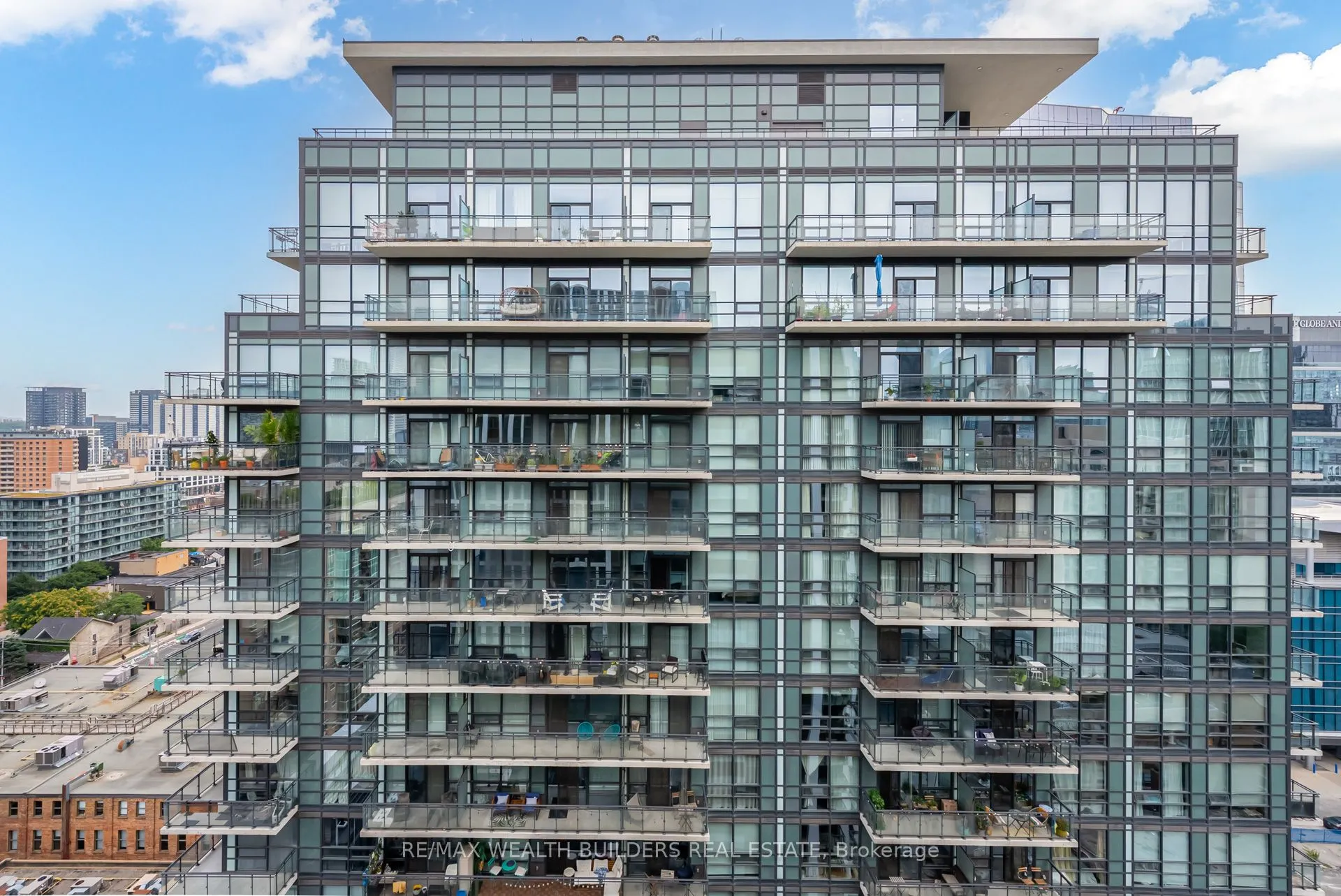 400 Adelaide Street E, #2322