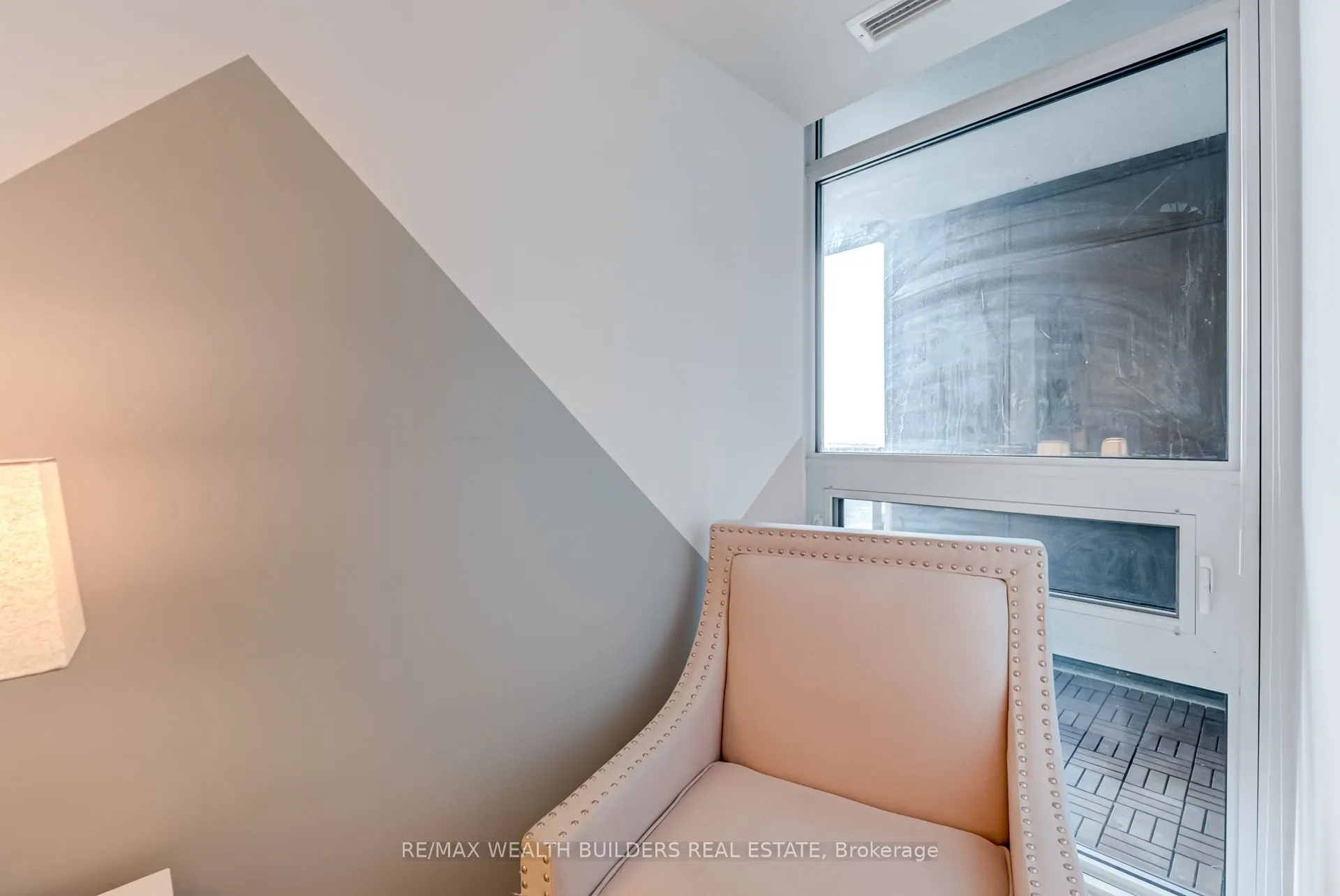 400 Adelaide Street E, #2322