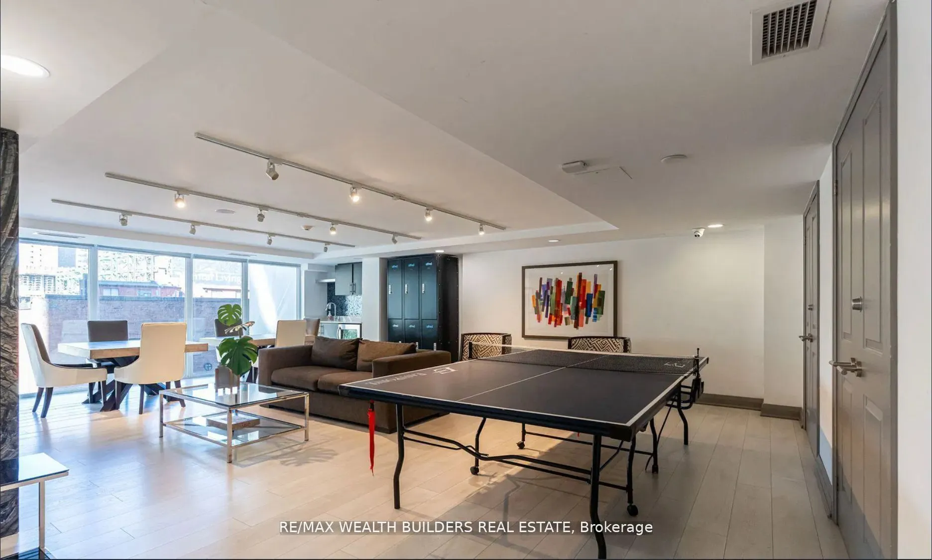 400 Adelaide Street E, #2322