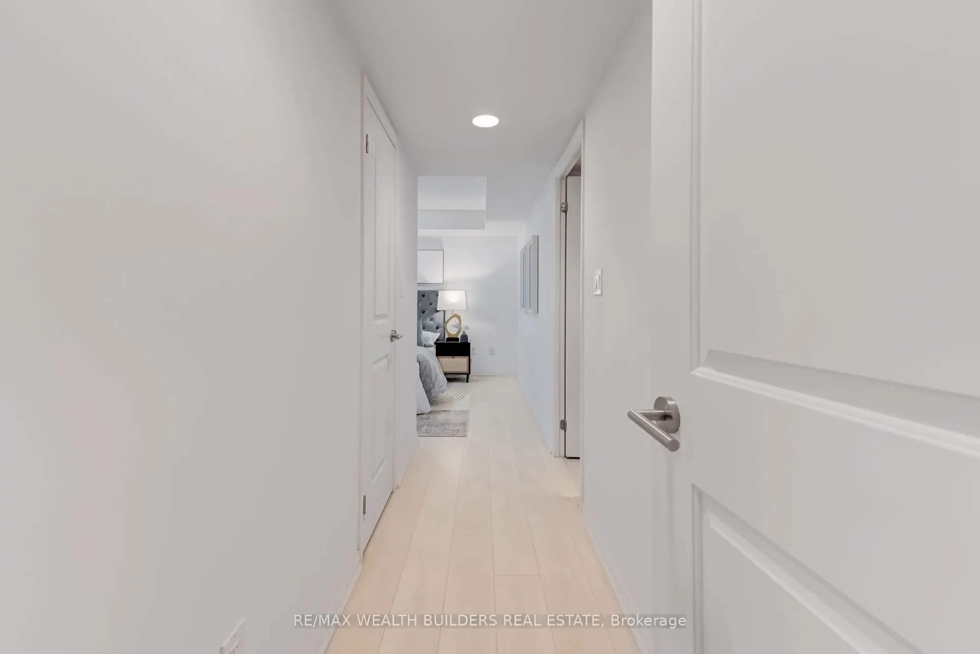 400 Adelaide Street E, #2322