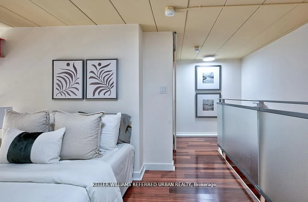 160 Baldwin Street, #209