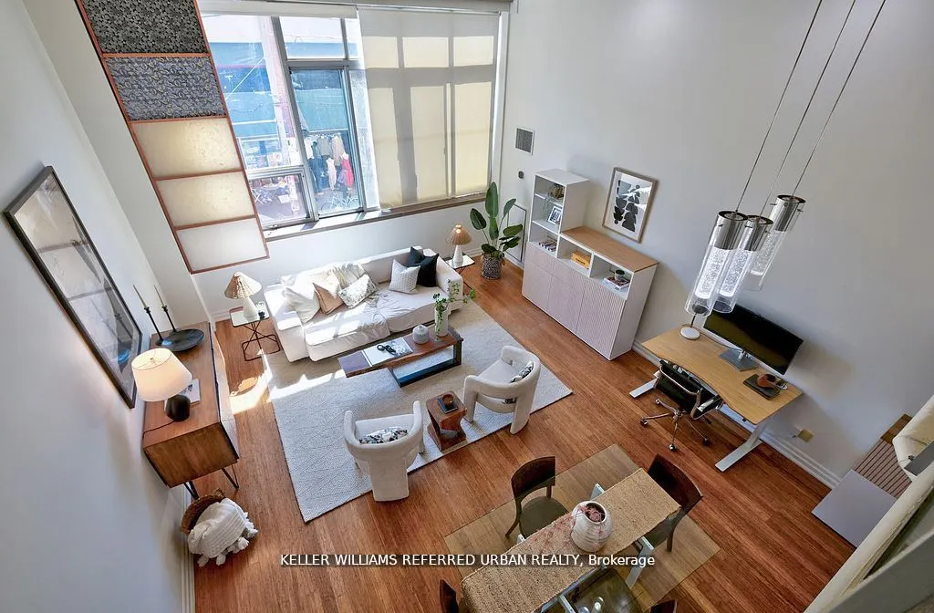 160 Baldwin Street, #209