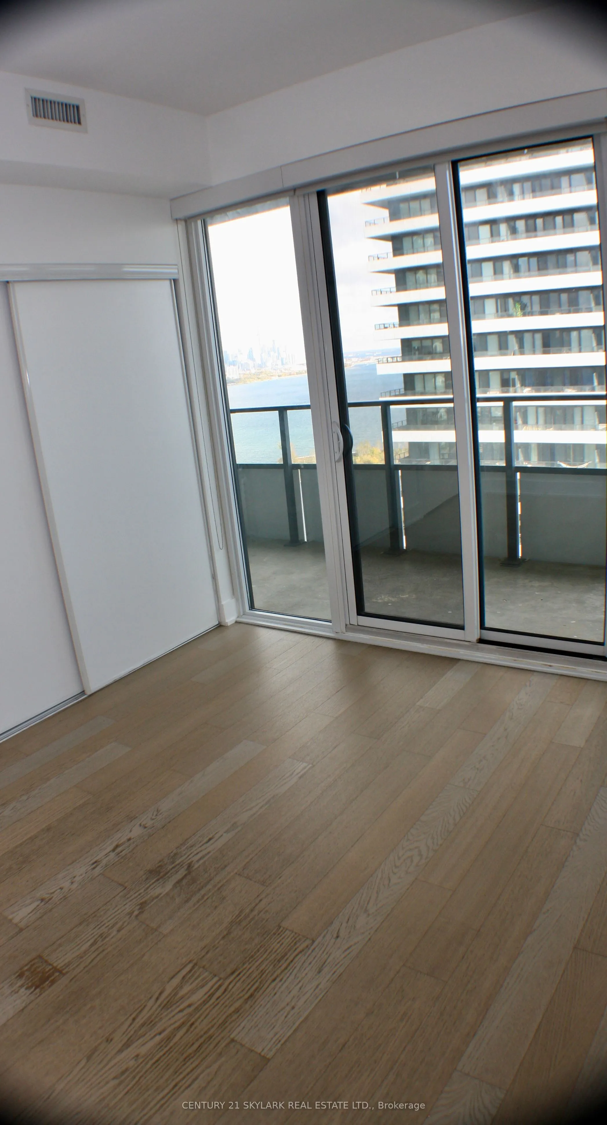 30 Shore Breeze Drive, #3416