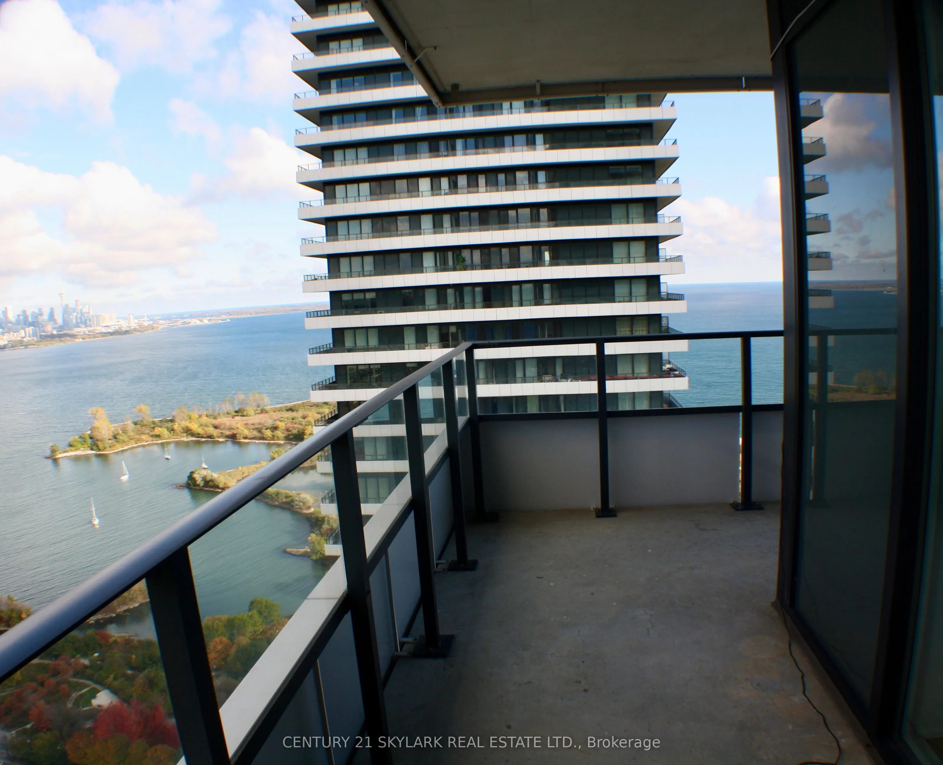 30 Shore Breeze Drive, #3416