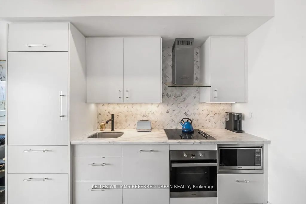 3018 Yonge Street, #1015