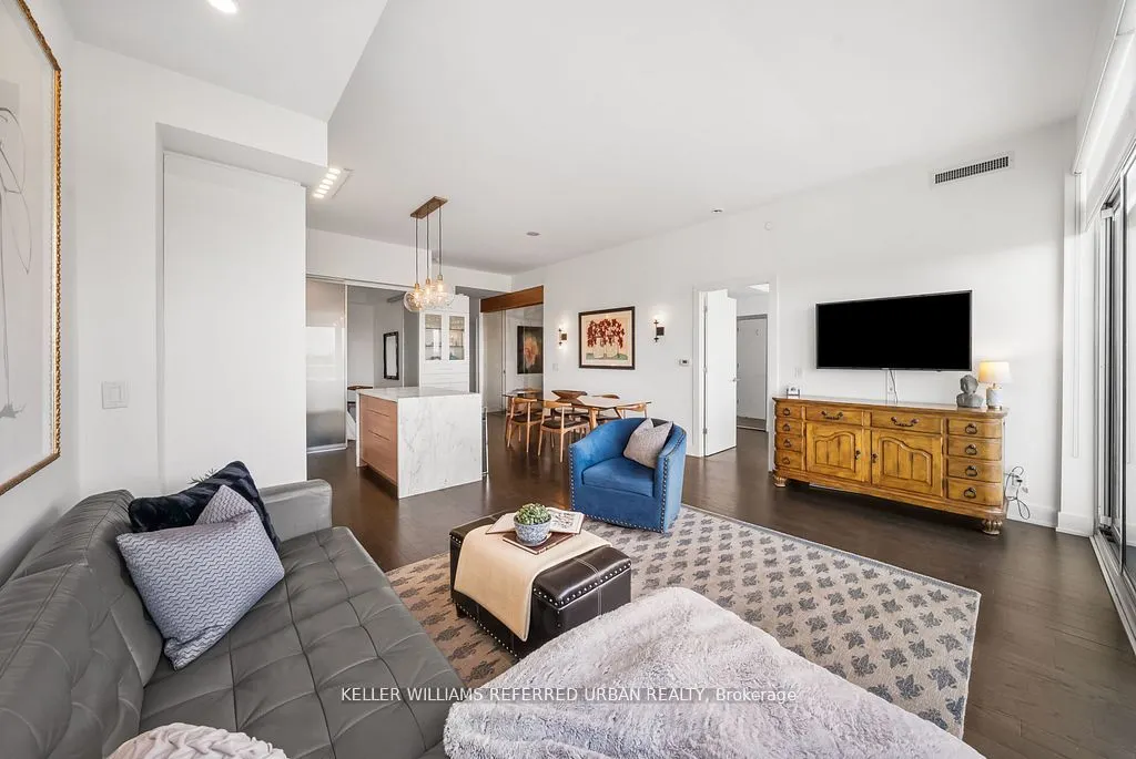 3018 Yonge Street, #1015