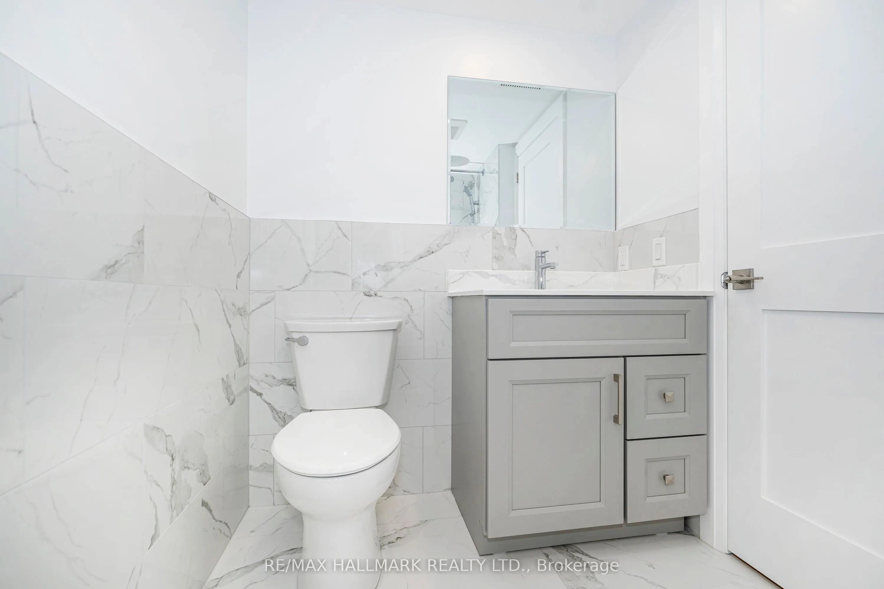 519 Gladstone Avenue, ##2 Main