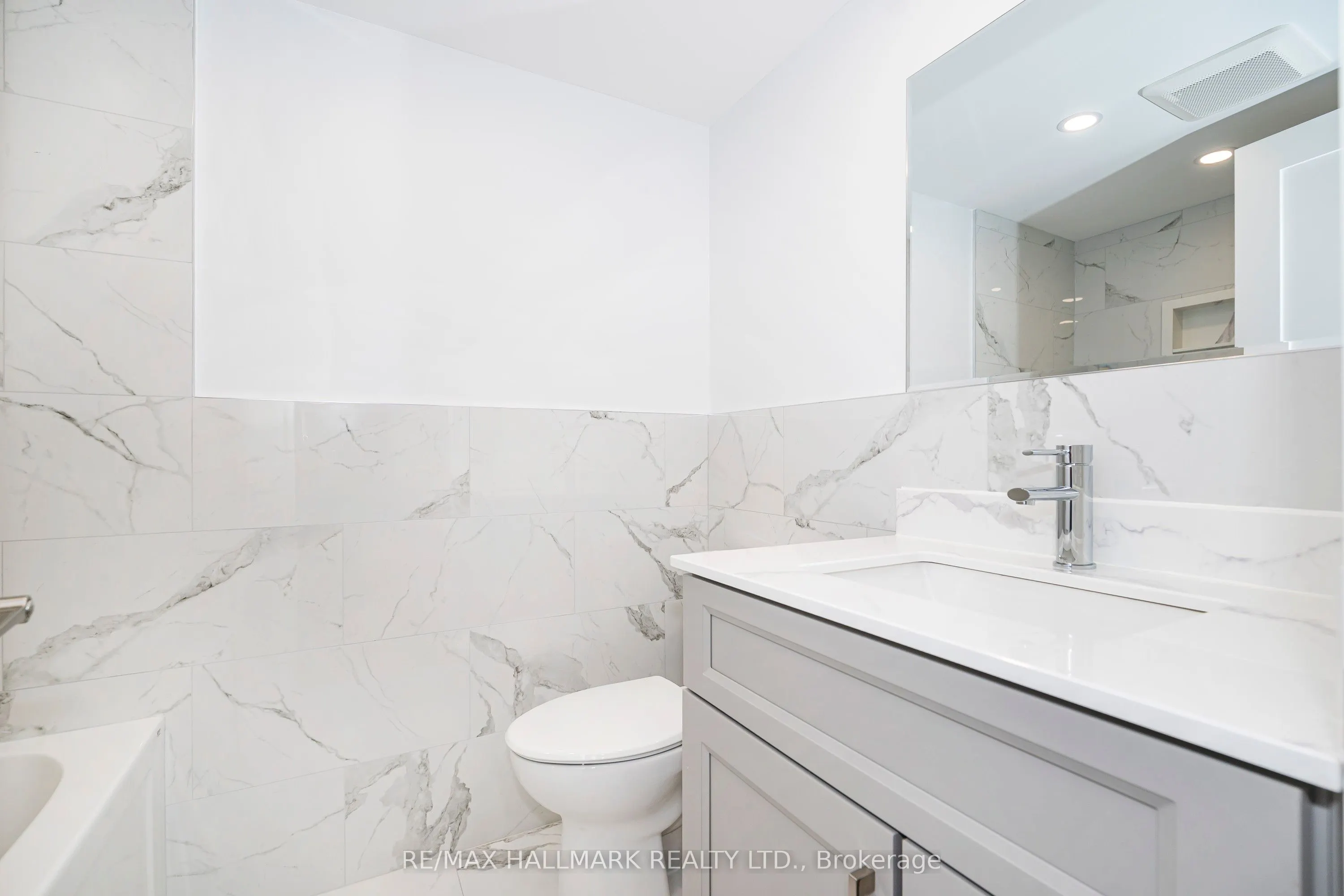 519 Gladstone Avenue, ##2 Main