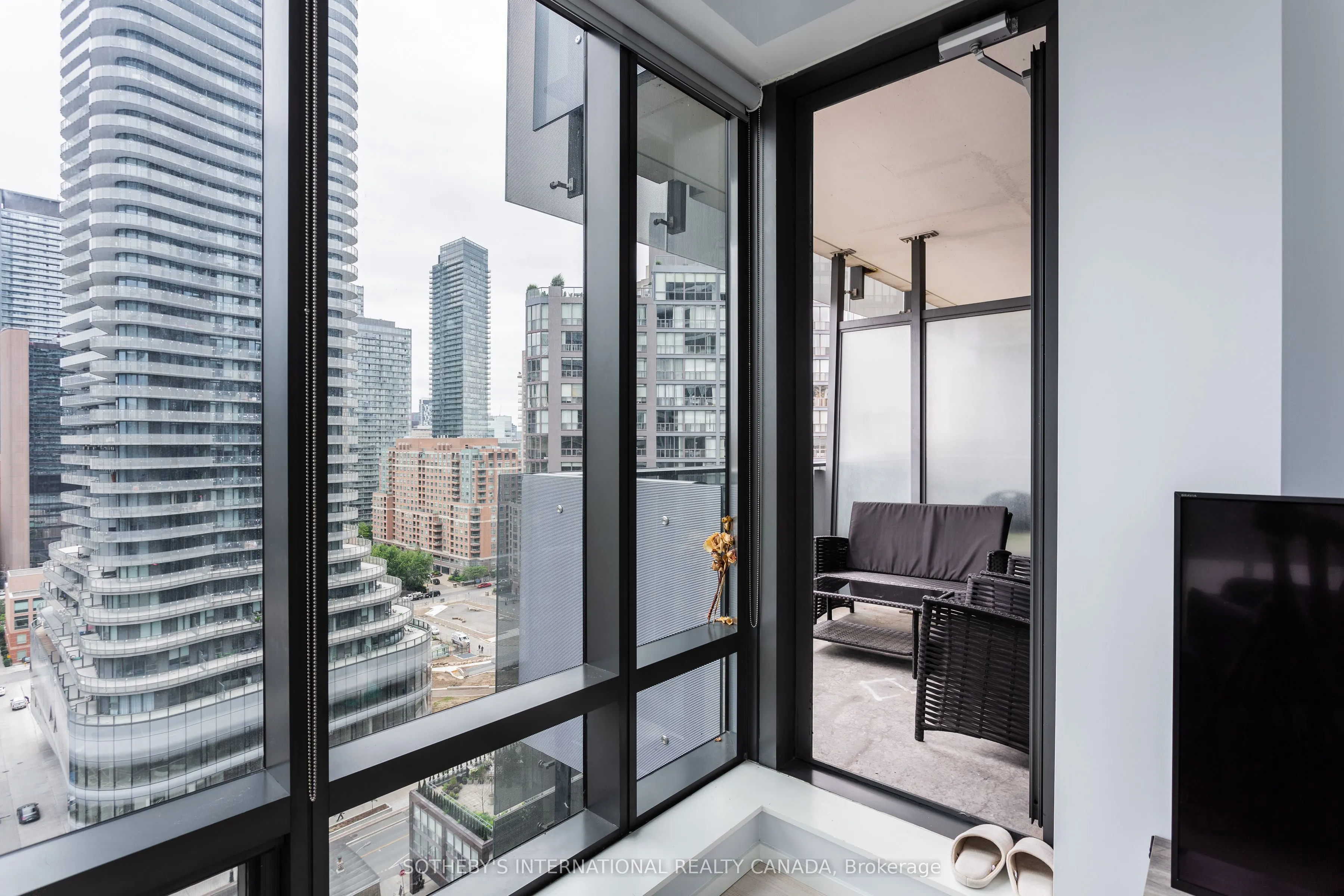 5 St Joseph Street, #1402