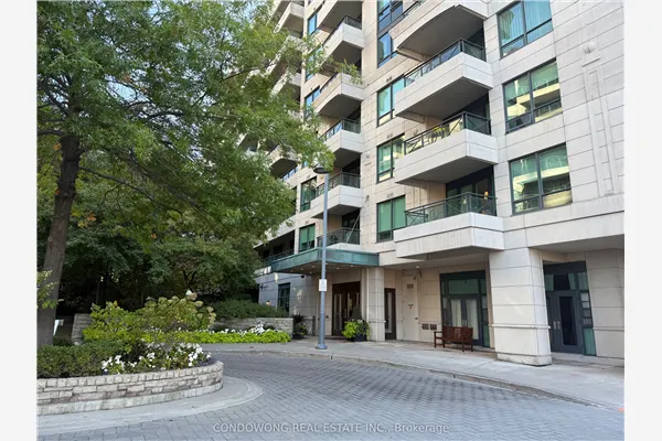 25 Scrivener Square, #906