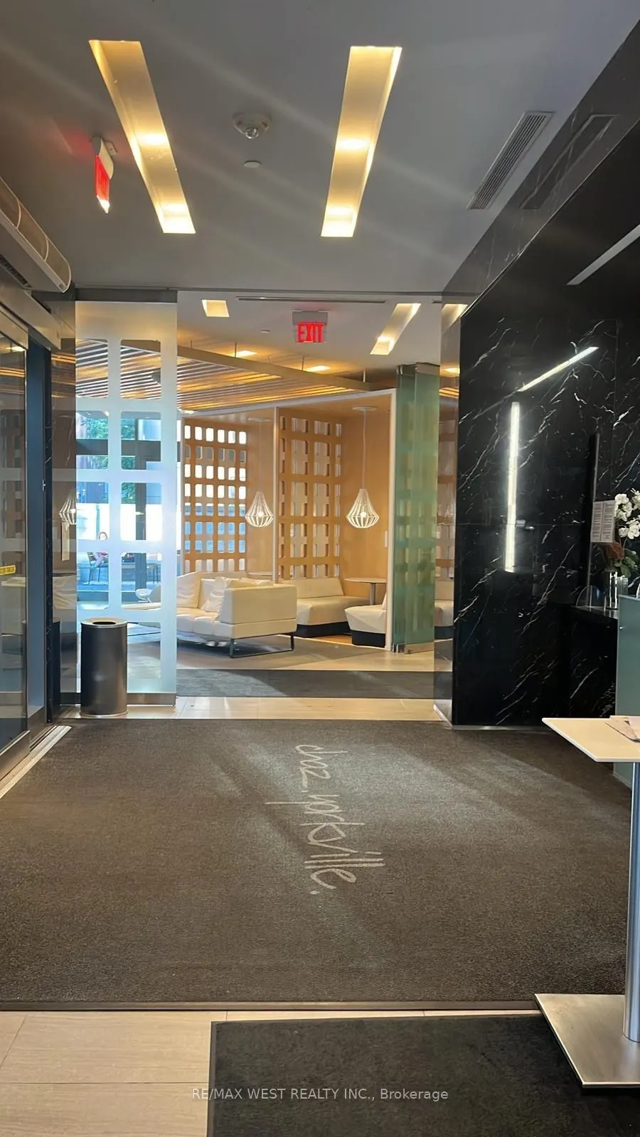 45 Charles Street E, #709