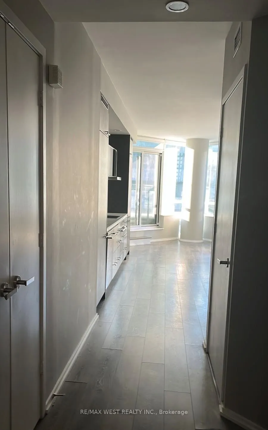 45 Charles Street E, #709