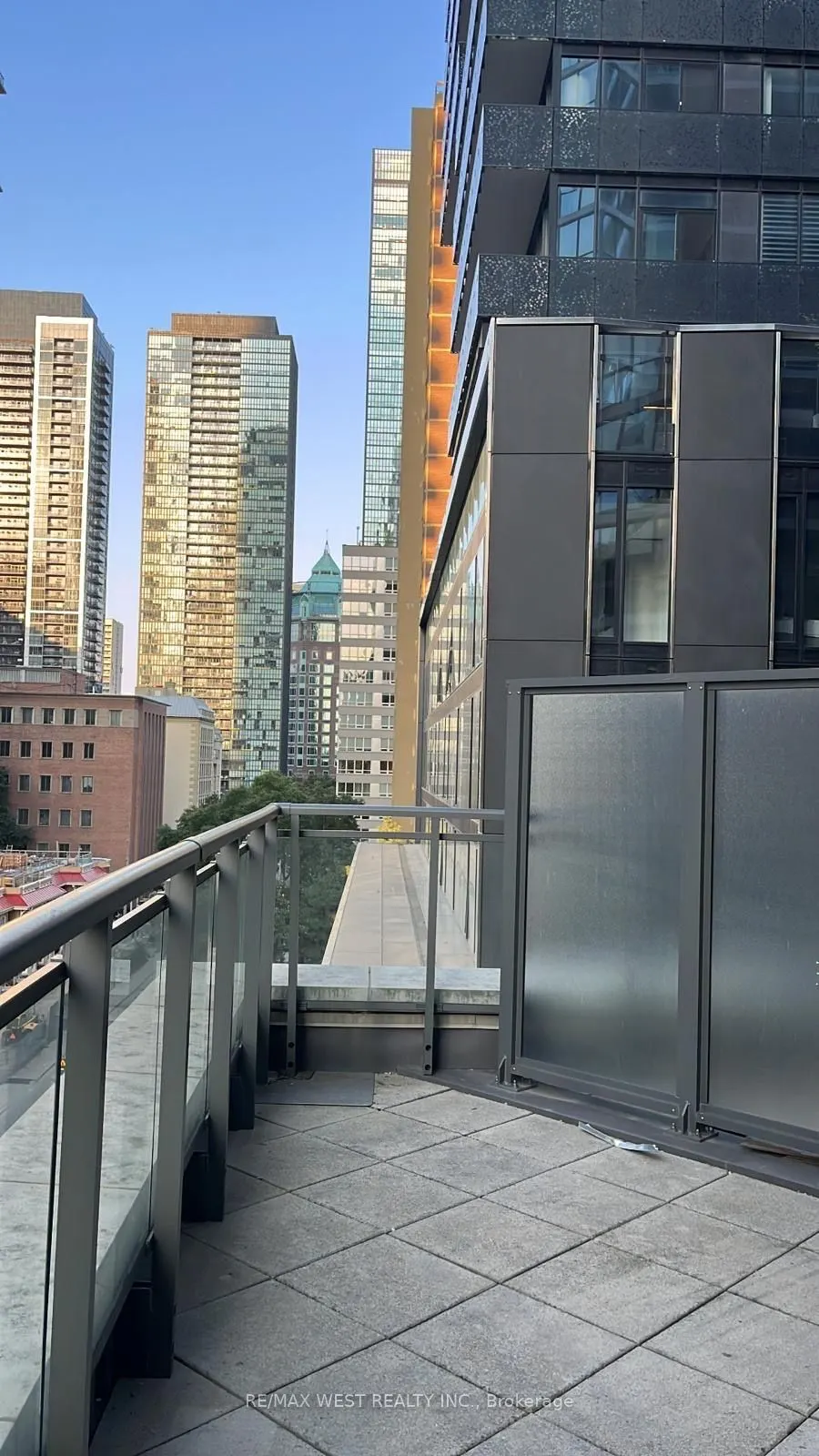 45 Charles Street E, #709