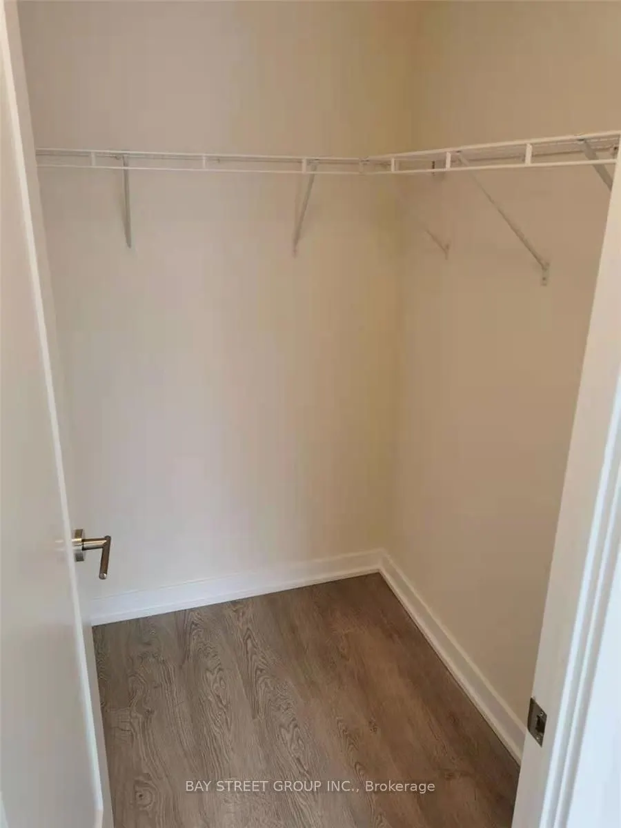 99 John Street E, #1101