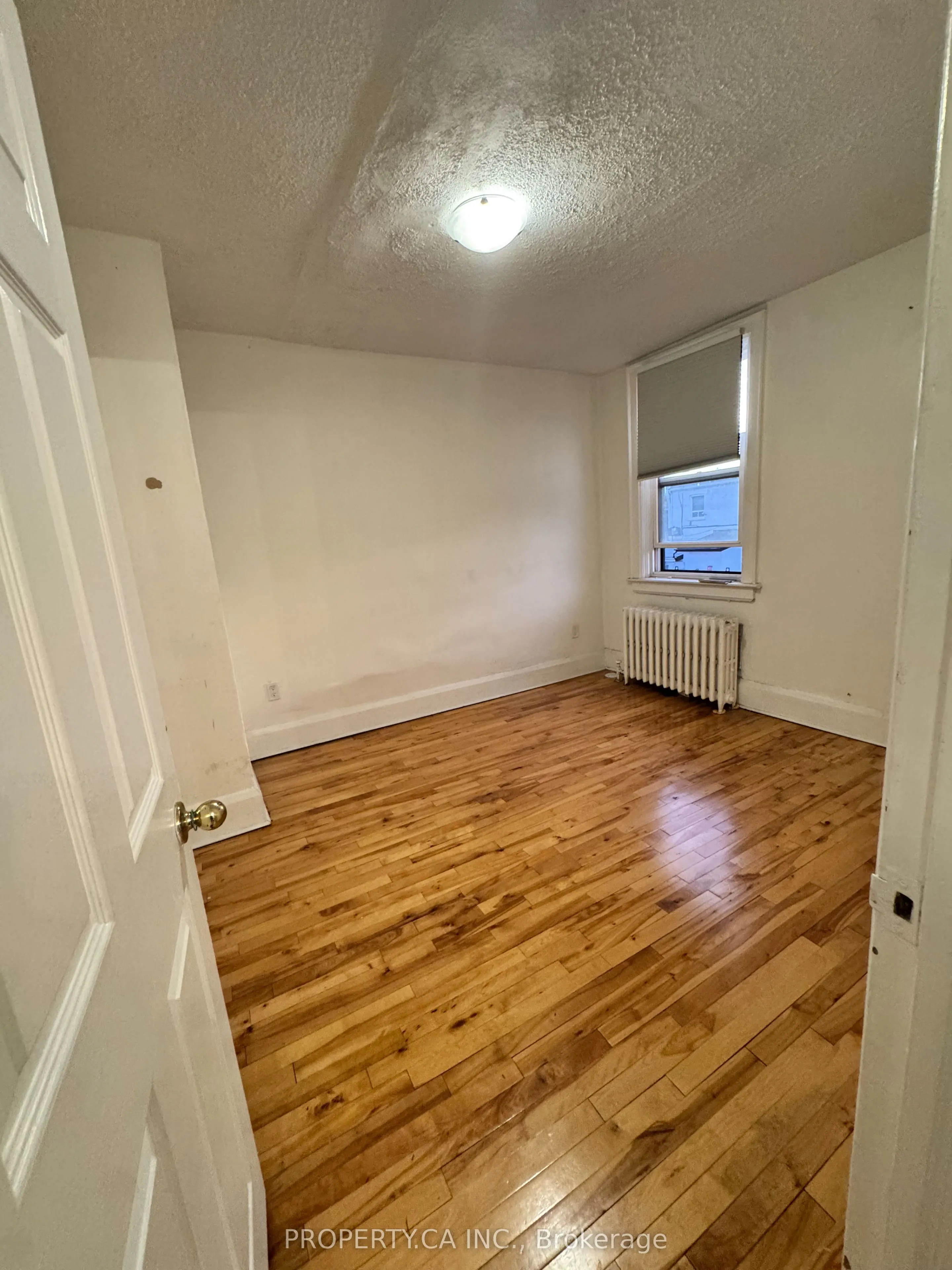 781 St. Clair Avenue W, #12