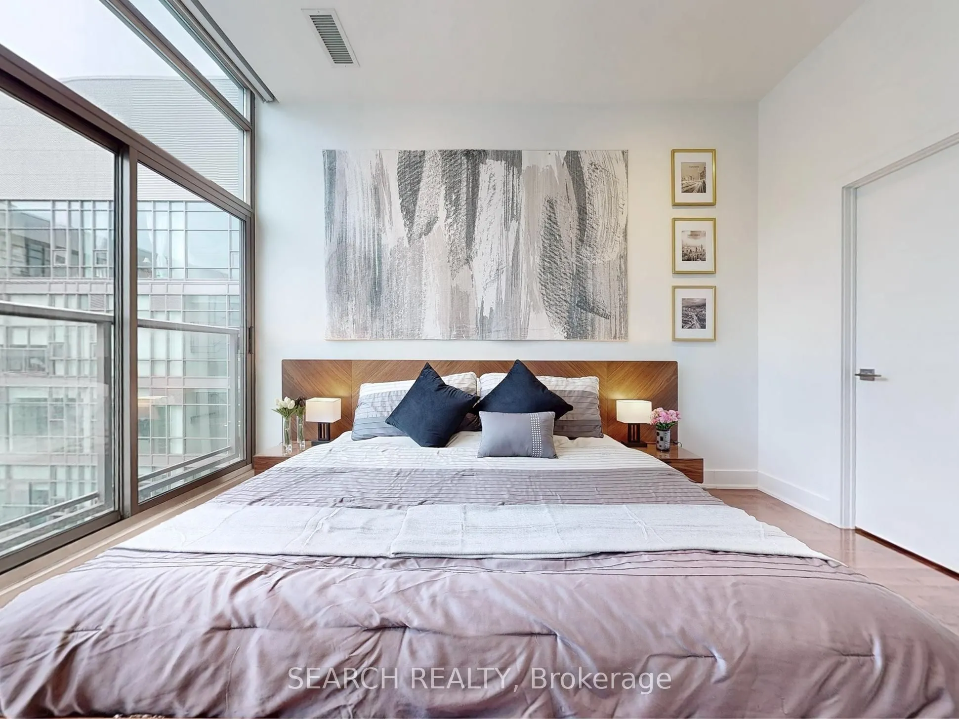 637 Lake Shore Boulevard W, #1028