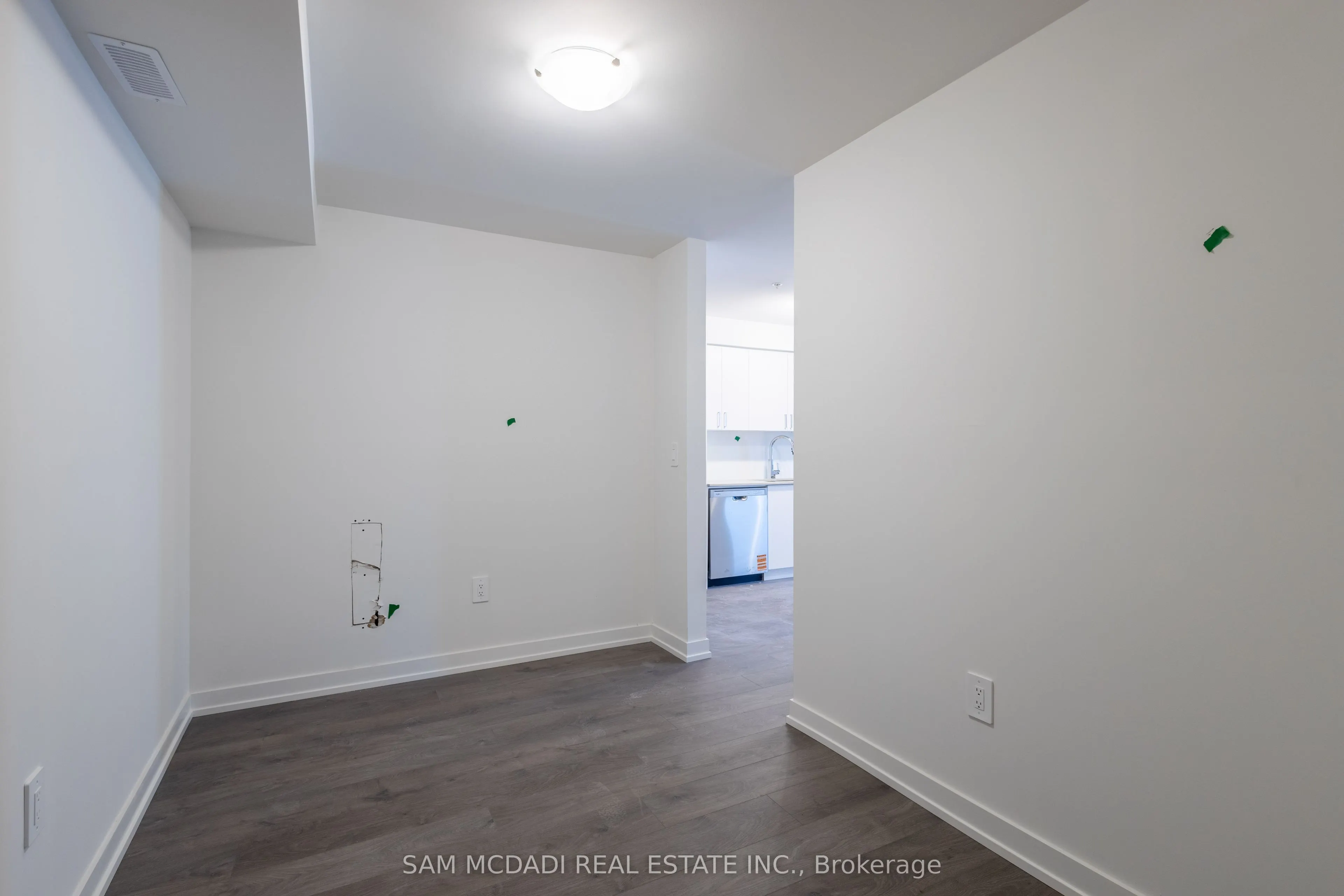 1680 Victoria Park Avenue, #114