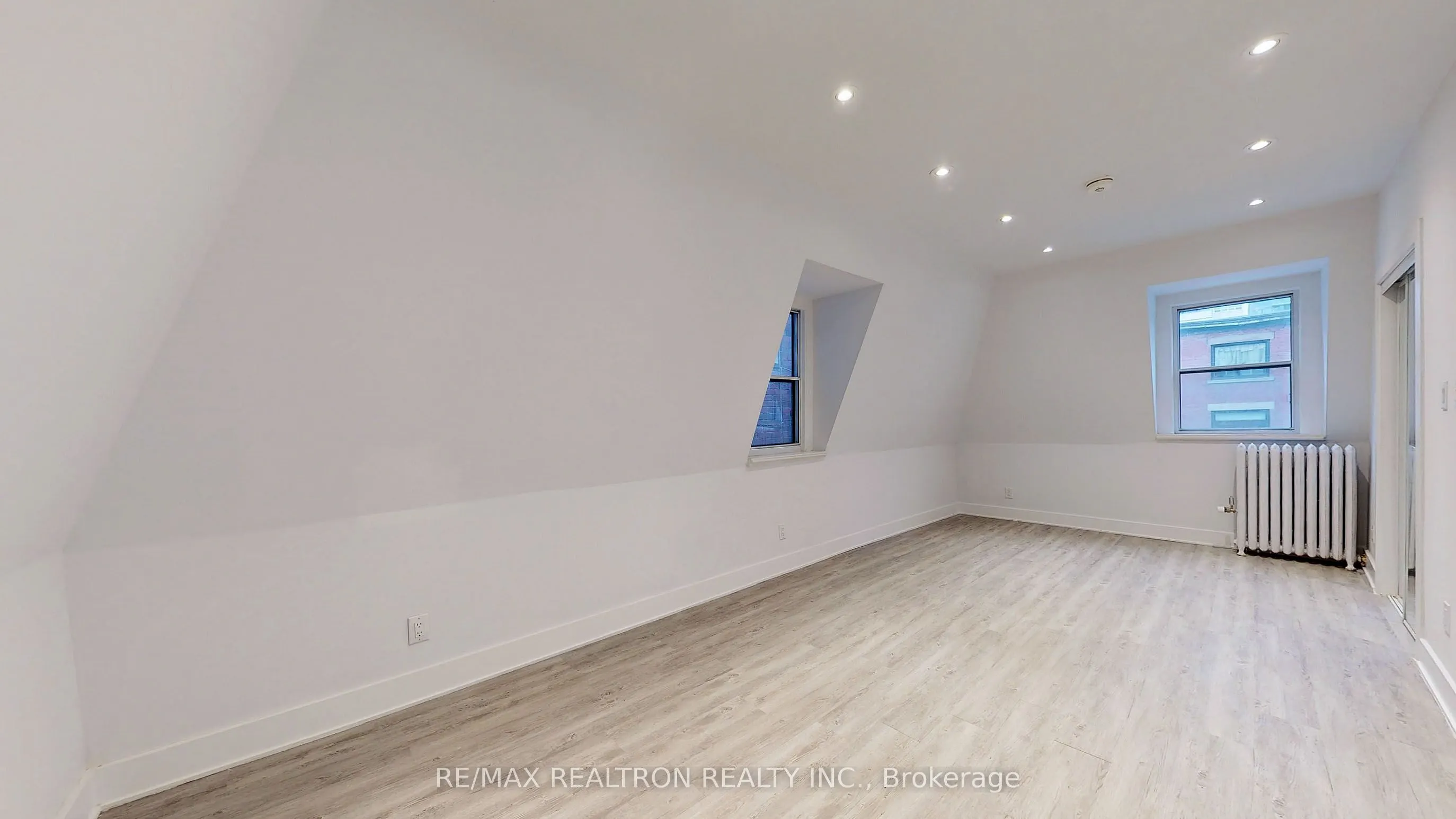 69 Gloucester Street