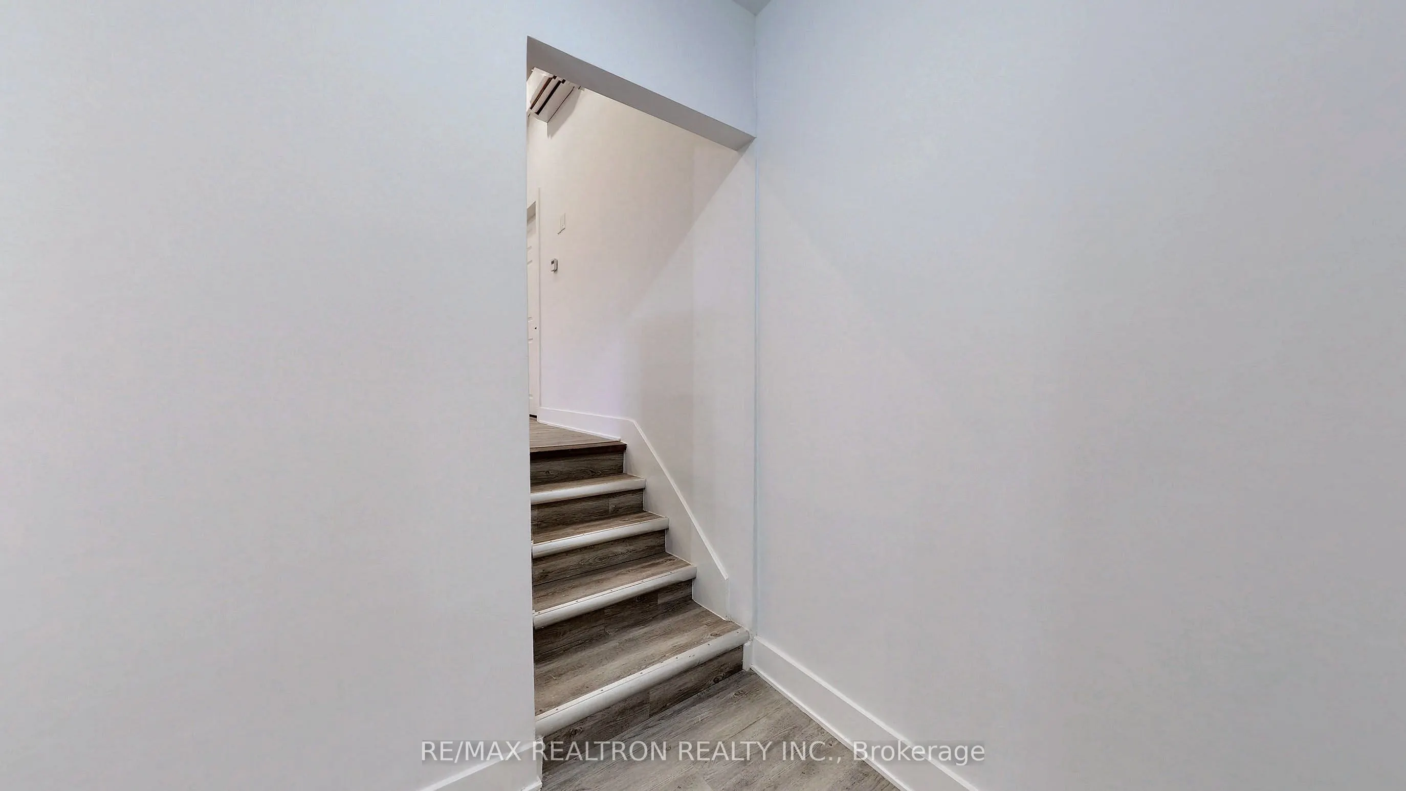 69 Gloucester Street