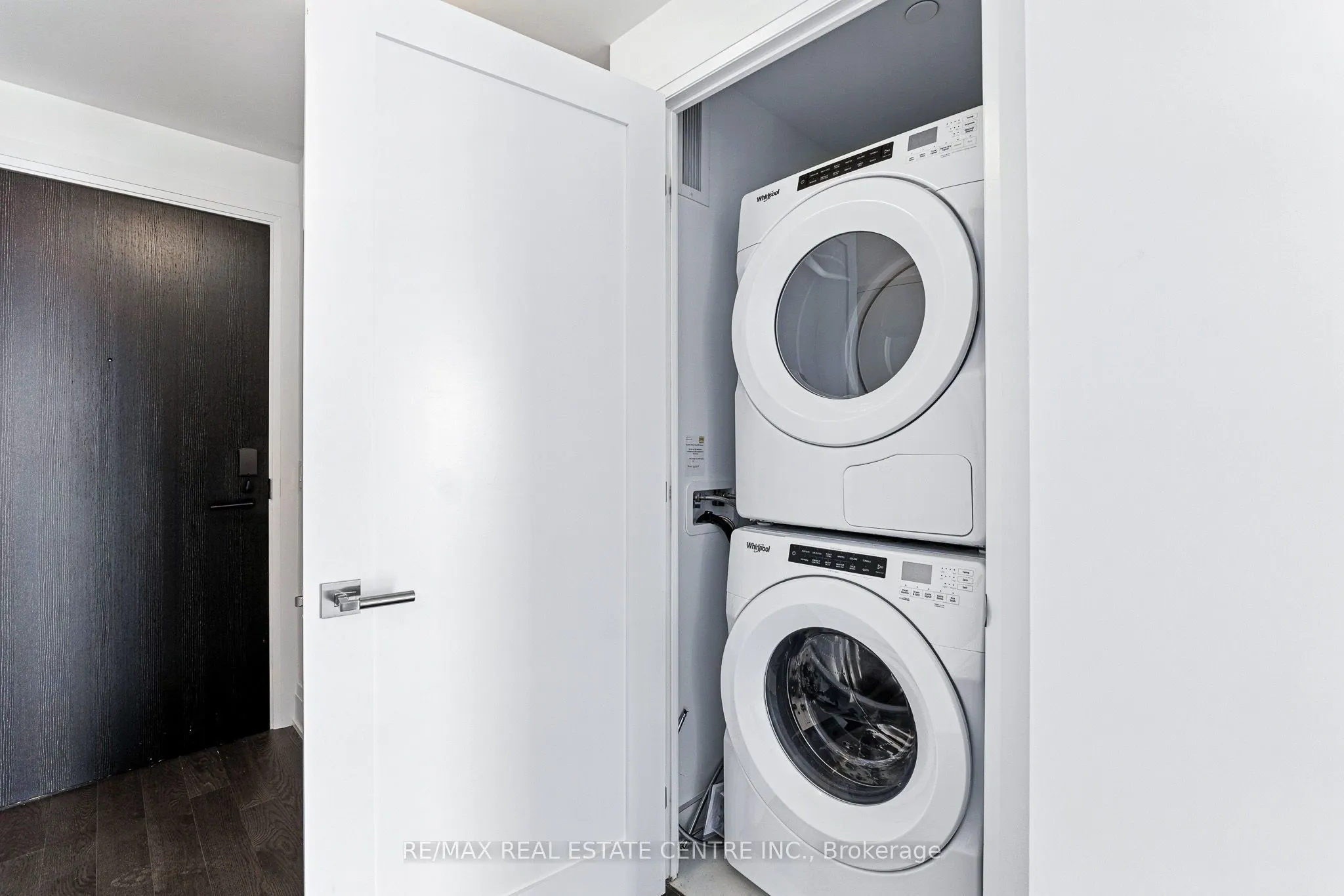 470 Front Street W, #2013