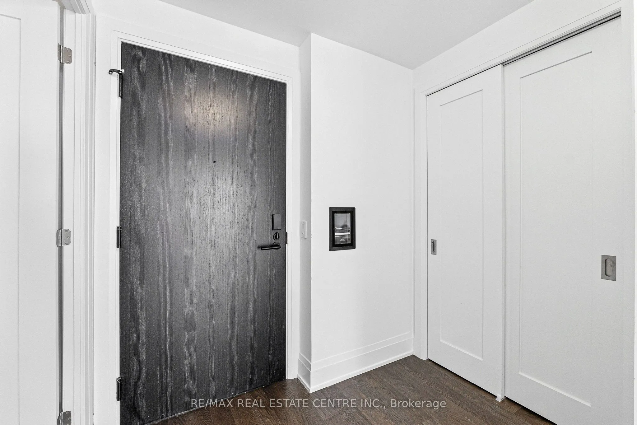 470 Front Street W, #2013