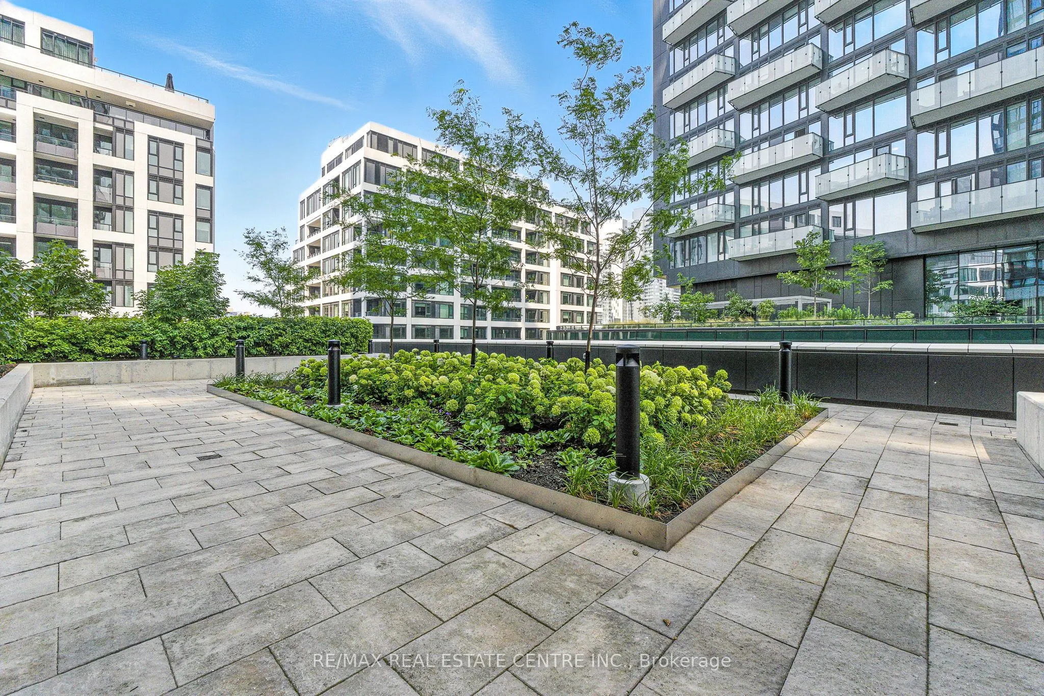 470 Front Street W, #2013