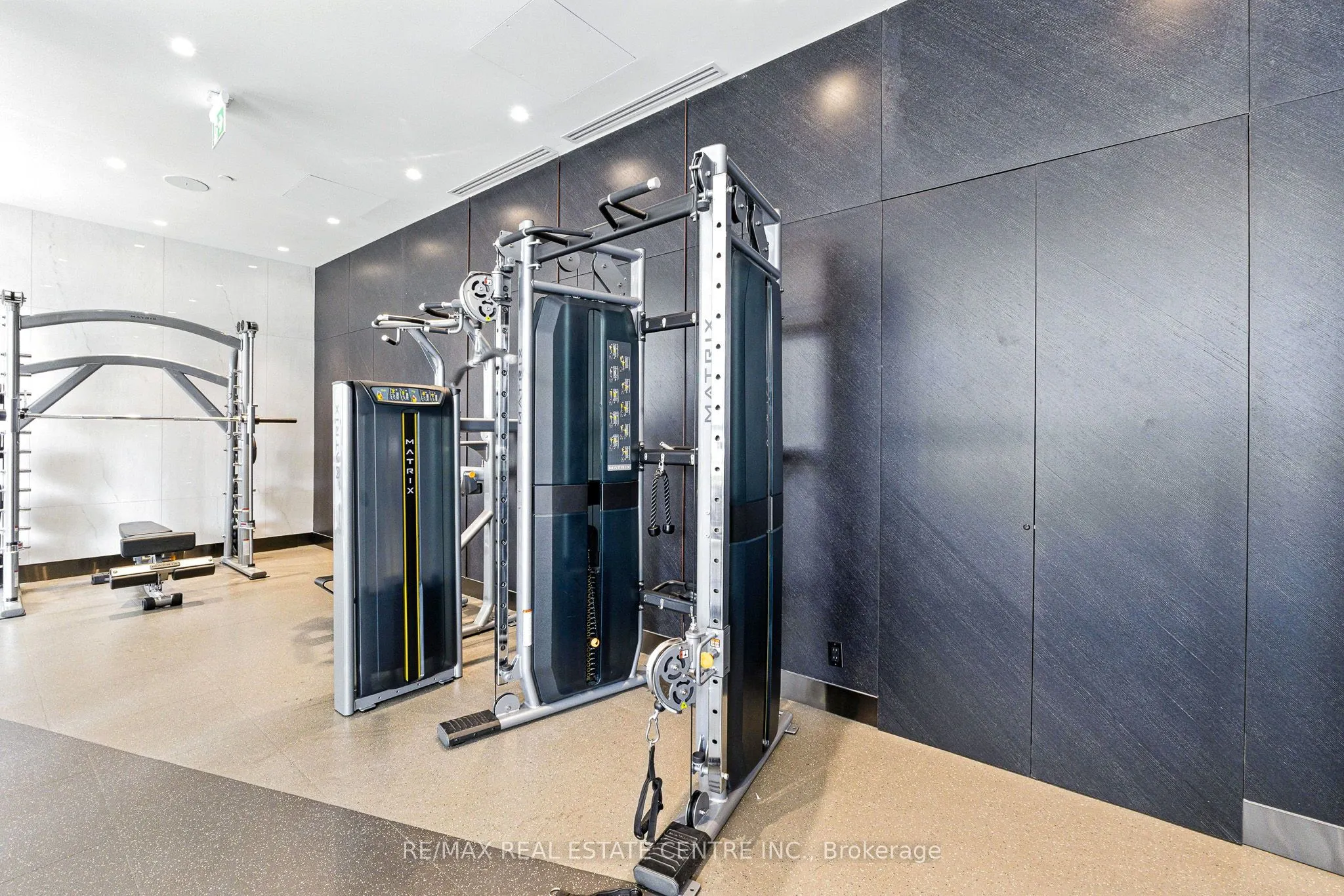 470 Front Street W, #2013