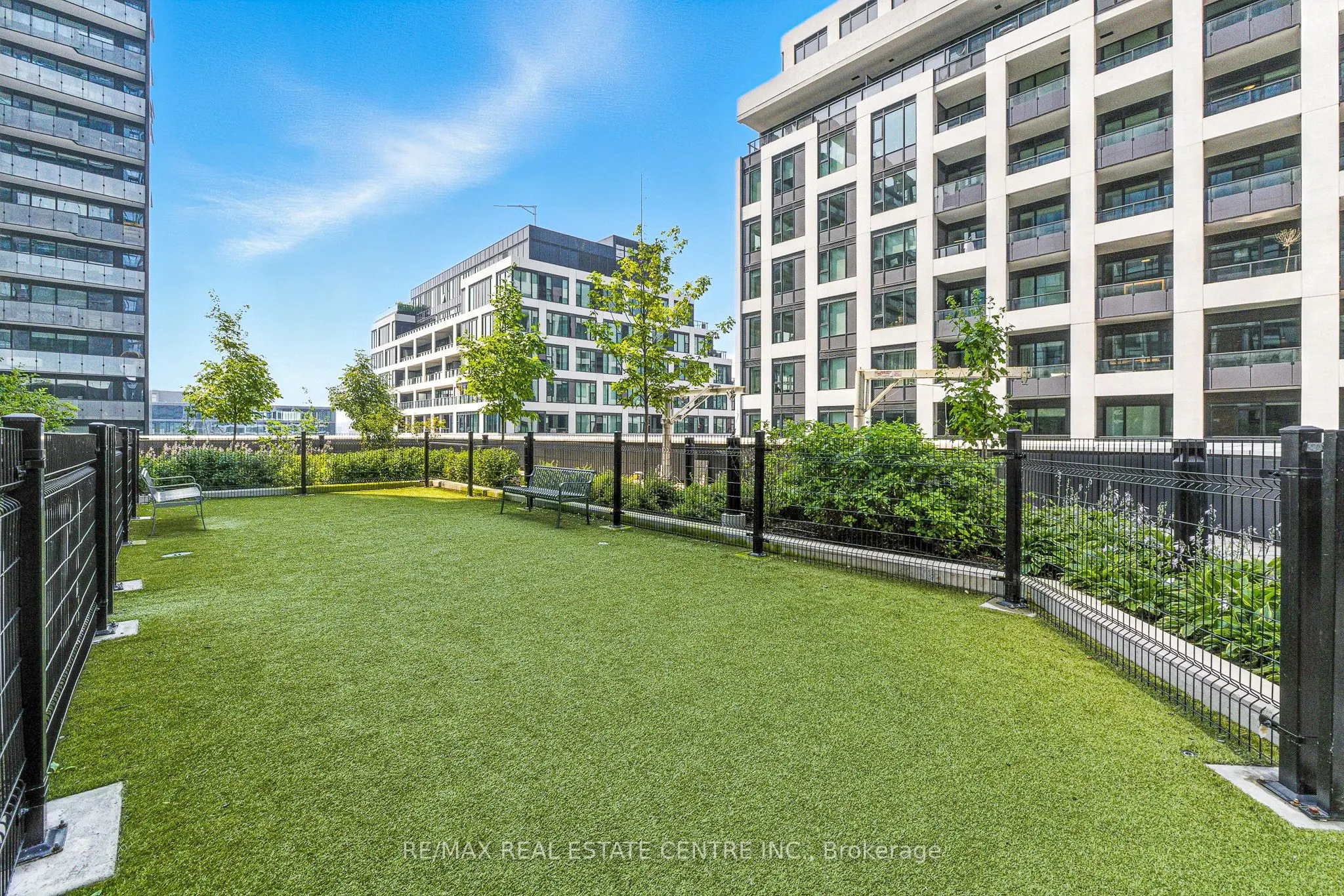 470 Front Street W, #2013