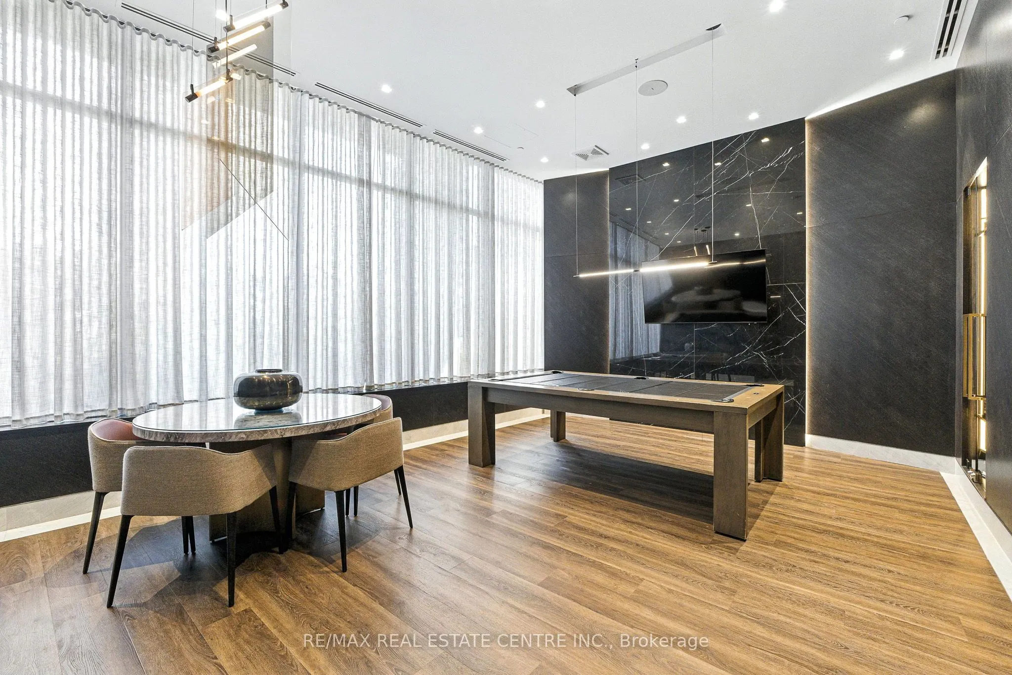 470 Front Street W, #2013