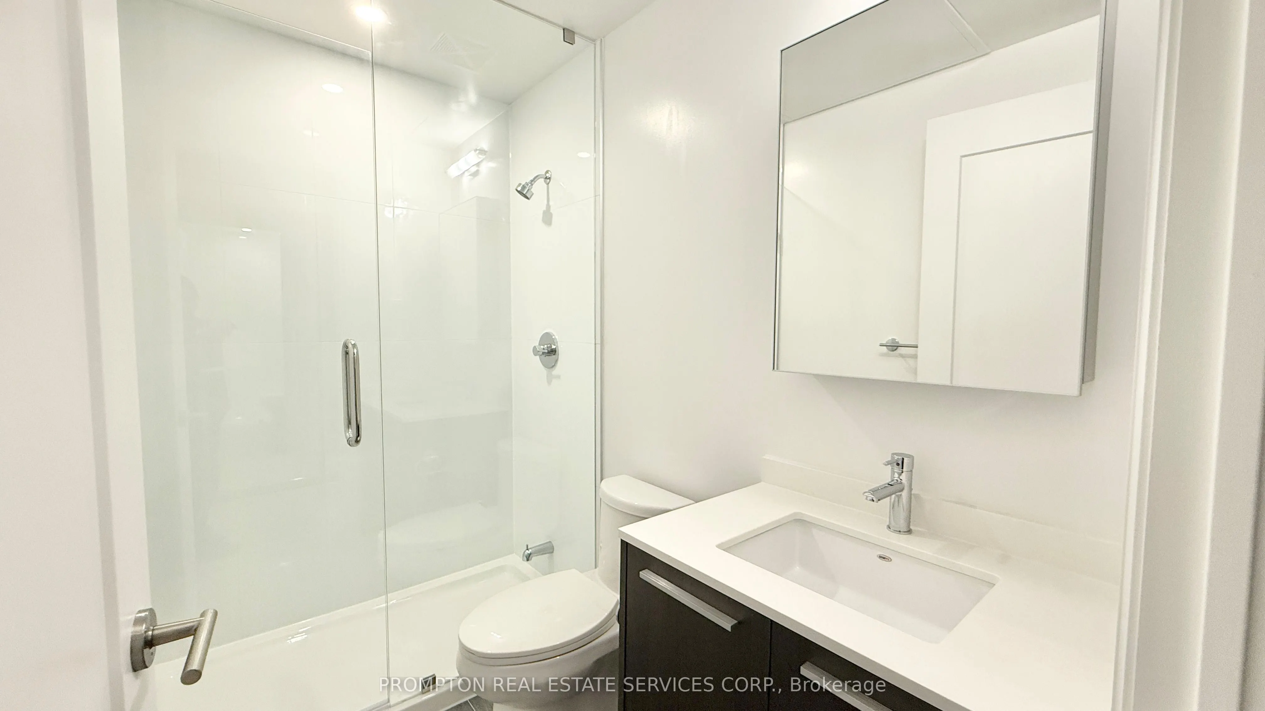 65 Broadway Avenue, #421