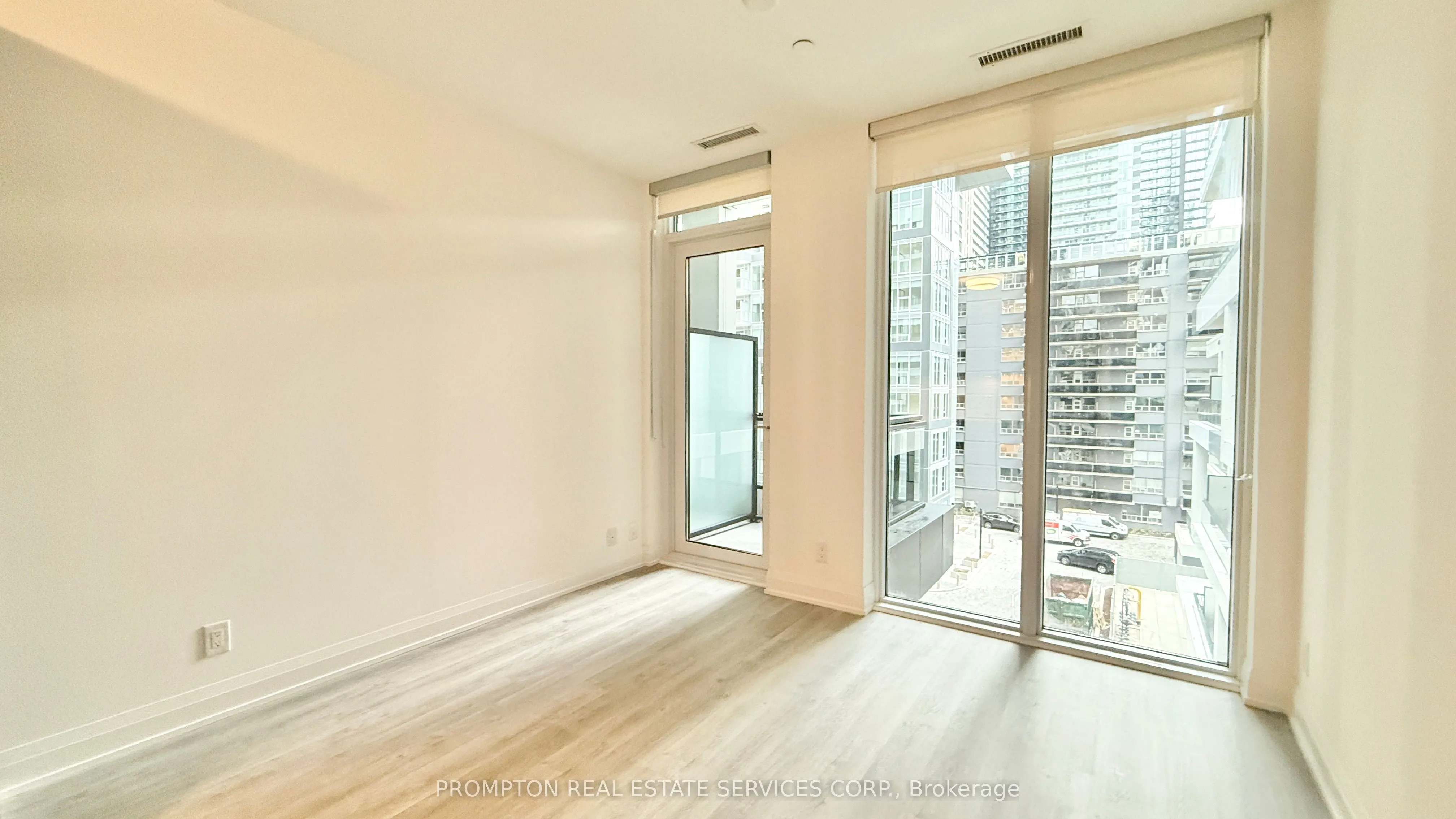 65 Broadway Avenue, #421