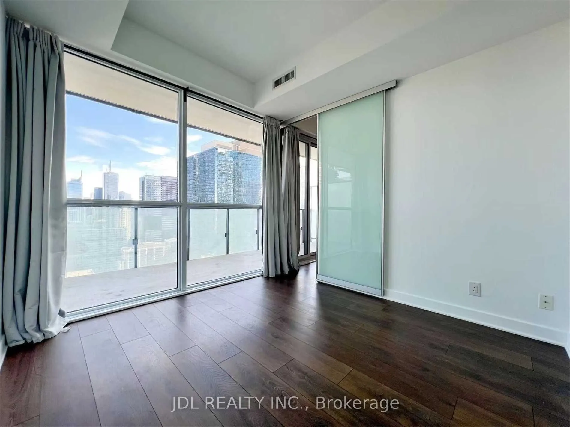 15 Grenville Street, #2801