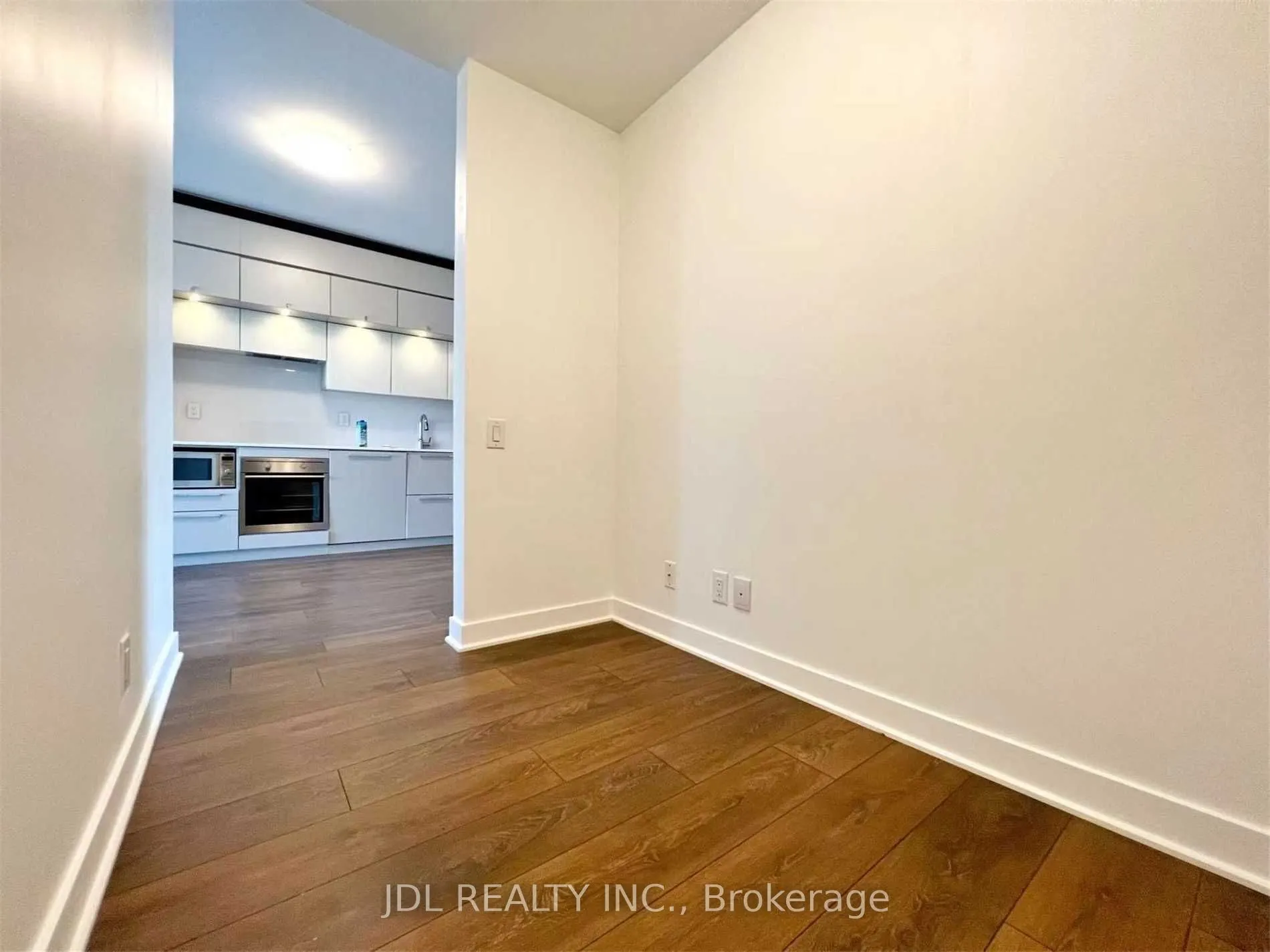 15 Grenville Street, #2801