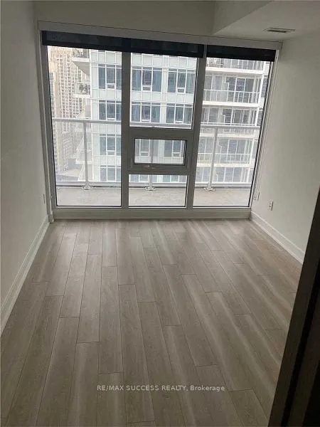 17 Bathurst Street, #2905