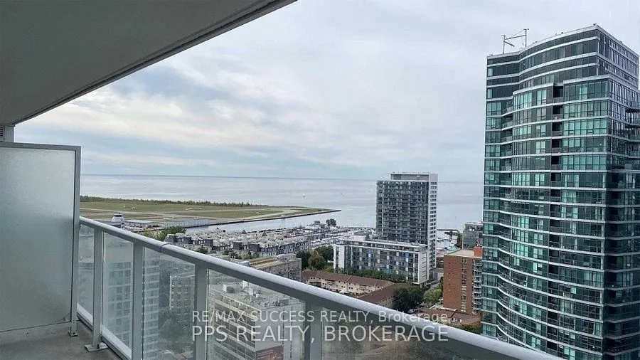 17 Bathurst Street, #2905